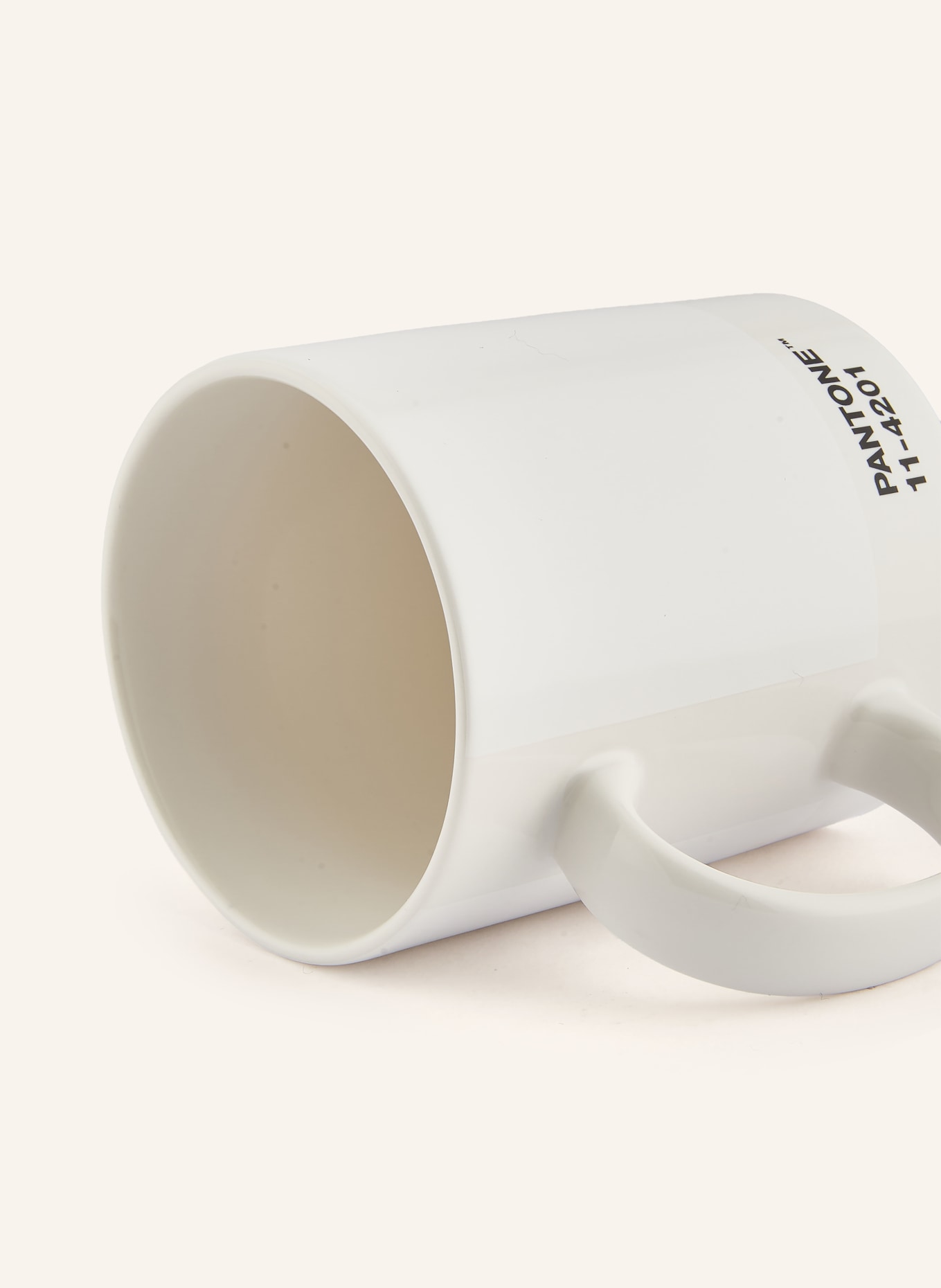 PANTONE Handvatbeker COY 2025: WIT
