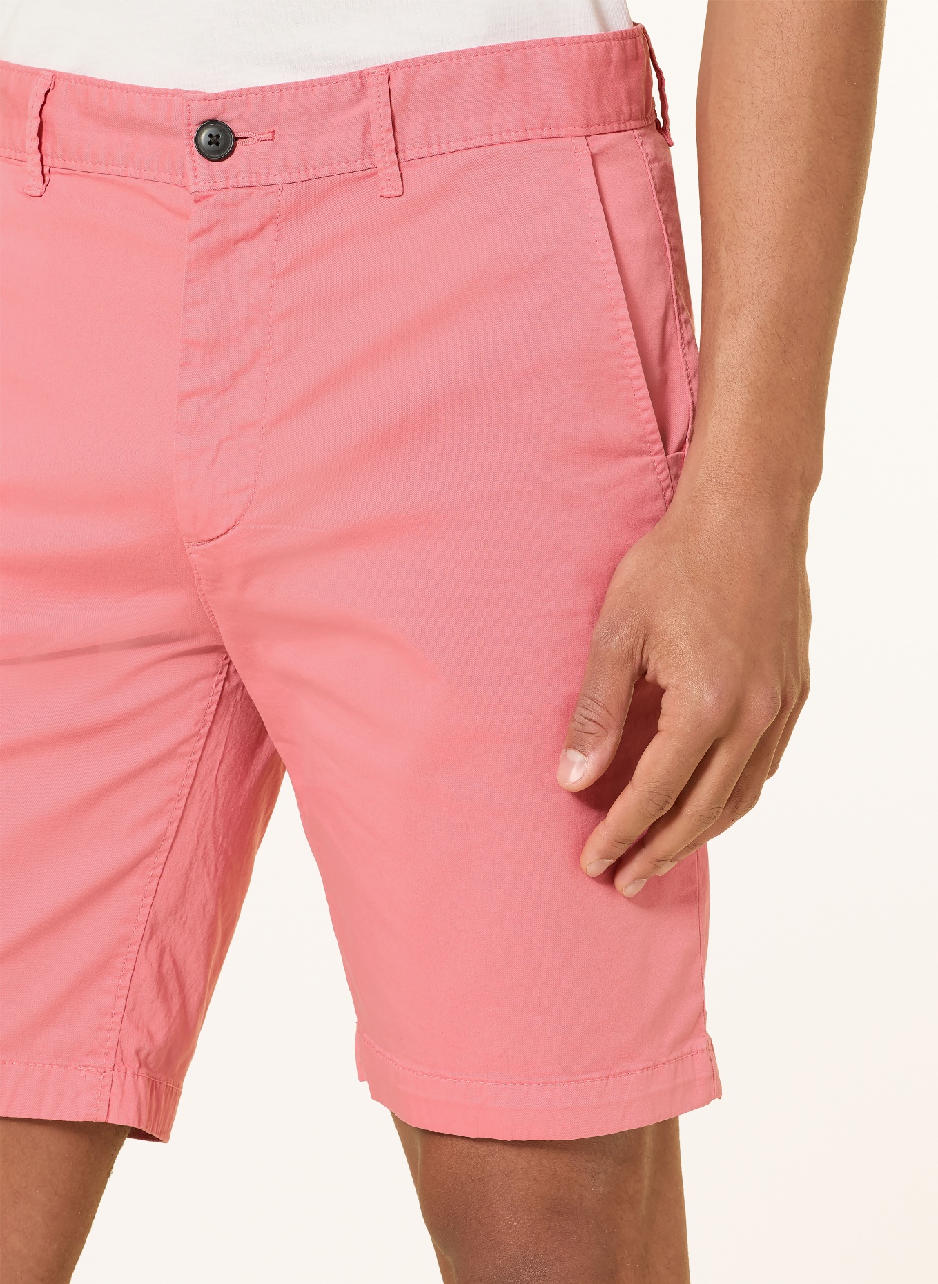 BOSS Chino shorts slim fit: LICHTROOD