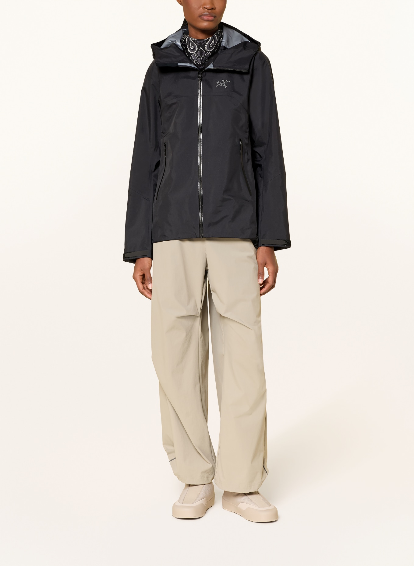 ARC'TERYX Funktionsjacke BETA SL: SCHWARZ