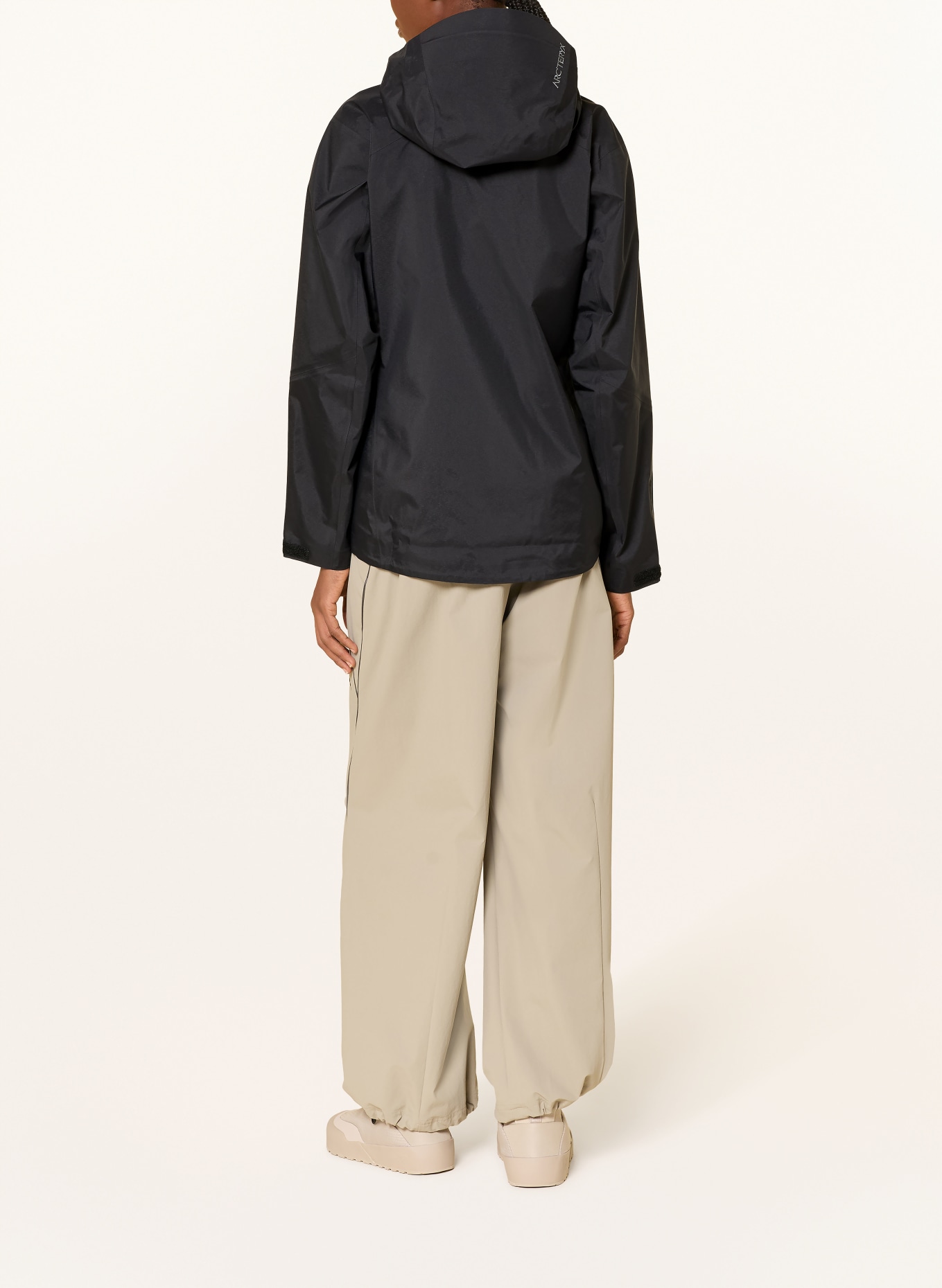 ARC'TERYX Funktionsjacke BETA SL: SCHWARZ