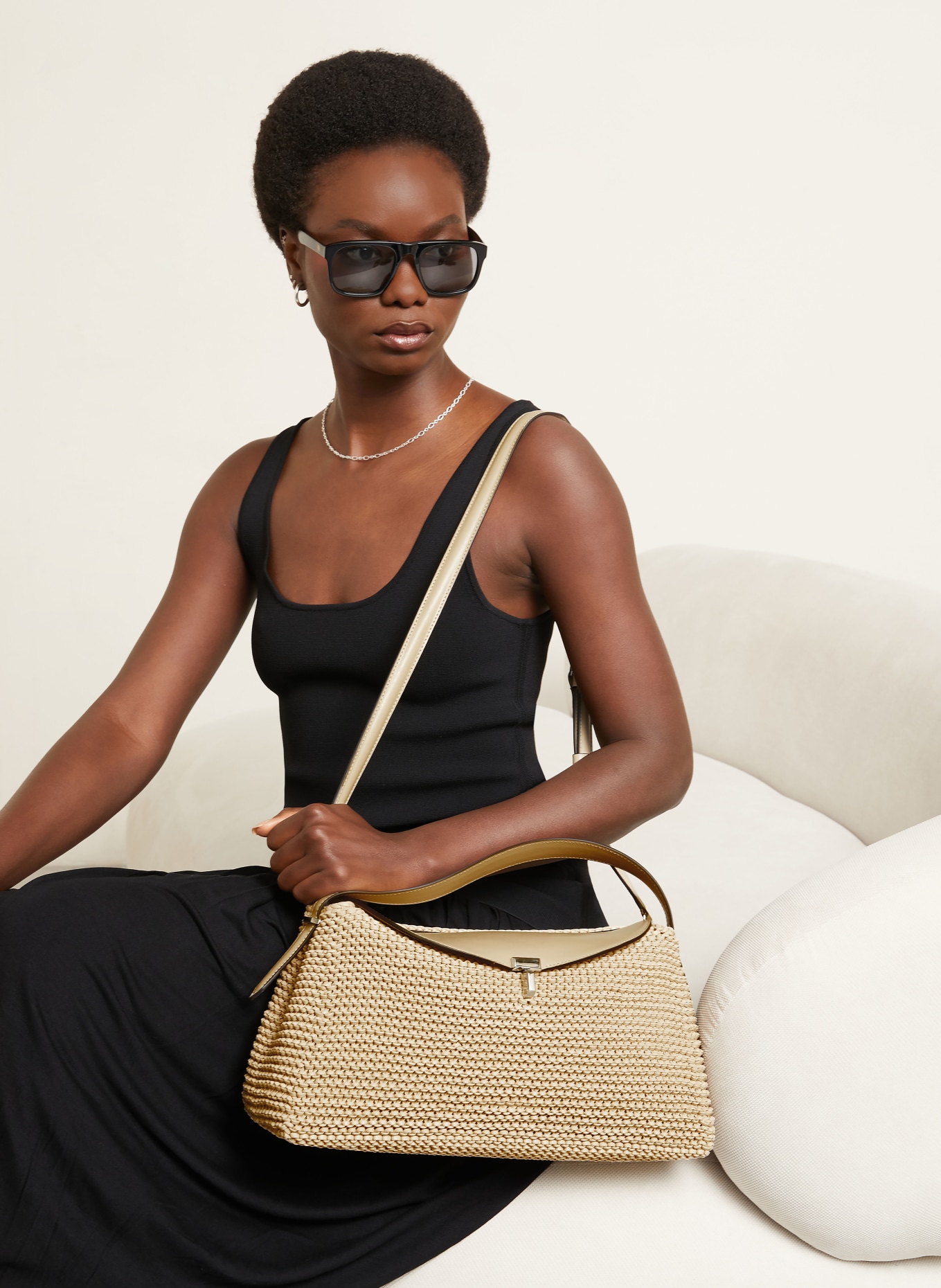 TOTEME Handtas T-LOCK: BEIGE / ZILVER