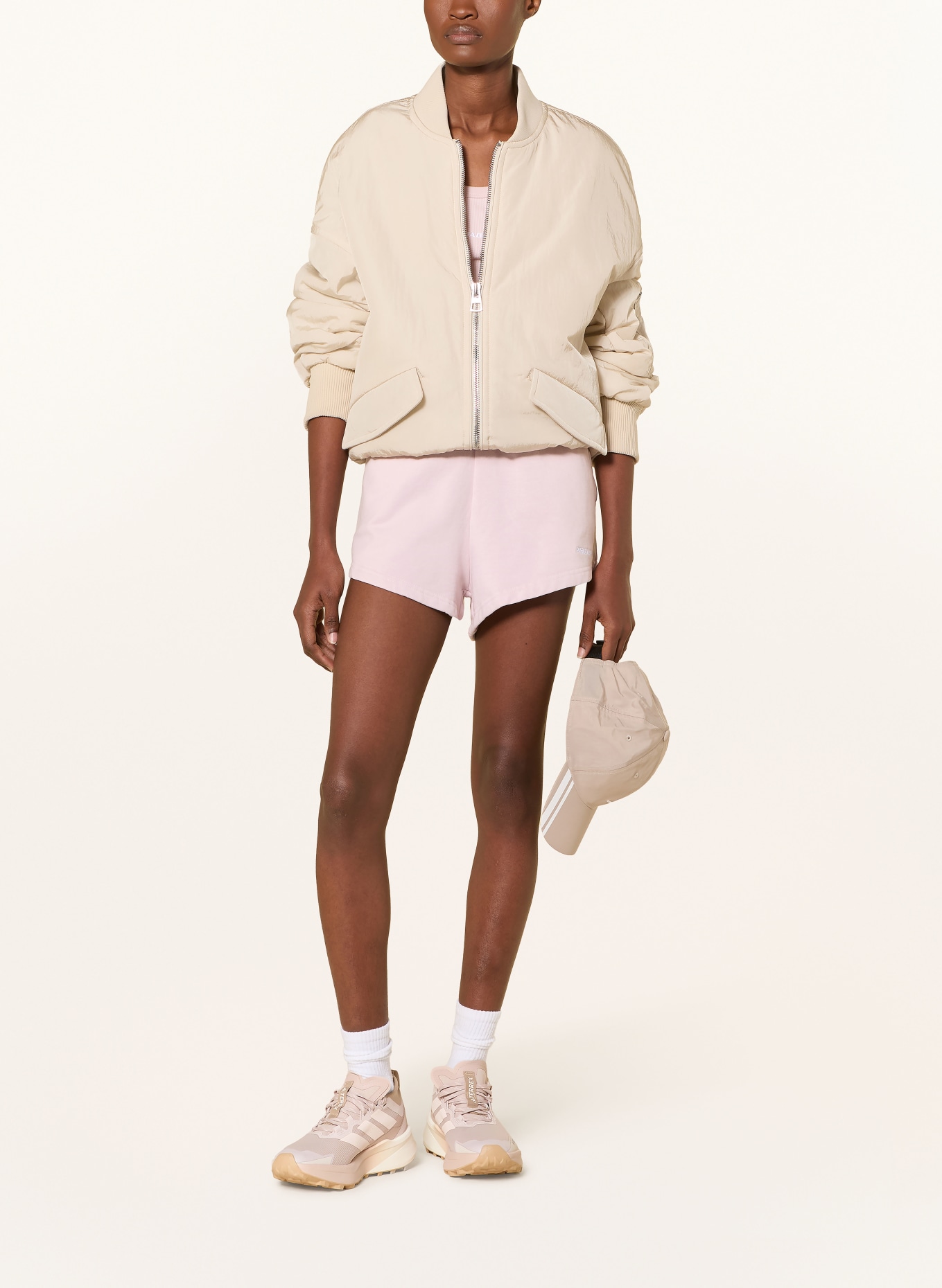 PEGADOR Short de survêtement WILUNA: ROSE