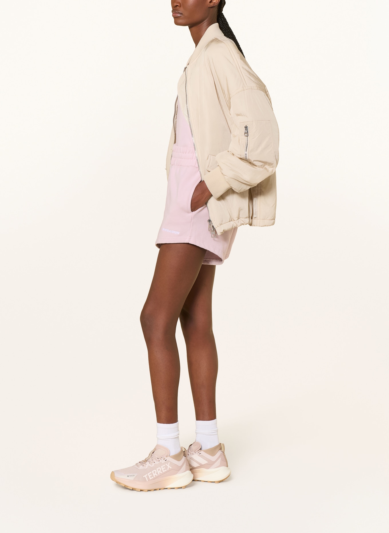 PEGADOR Short de survêtement WILUNA: ROSE