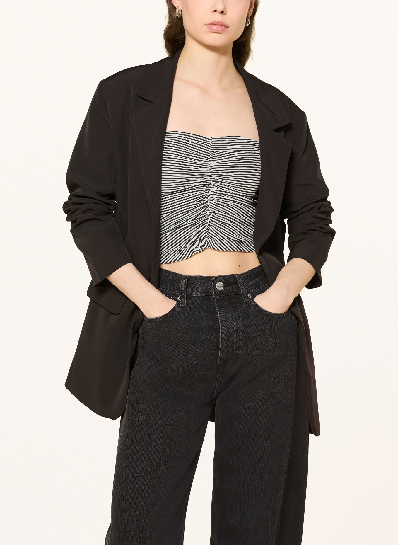 ONLY Krótki top: CZARNY / BIAŁY