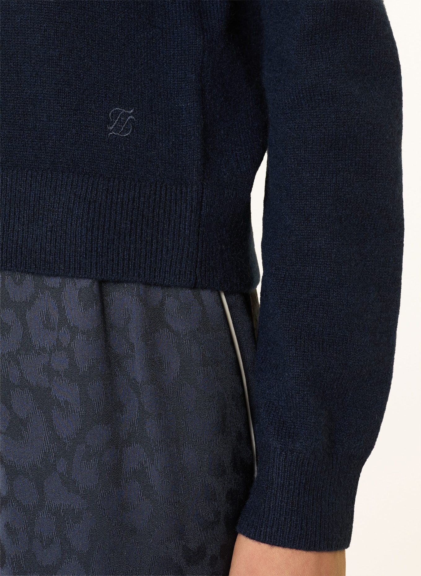 FROM FUTURE Kasjmier trui: DONKERBLAUW