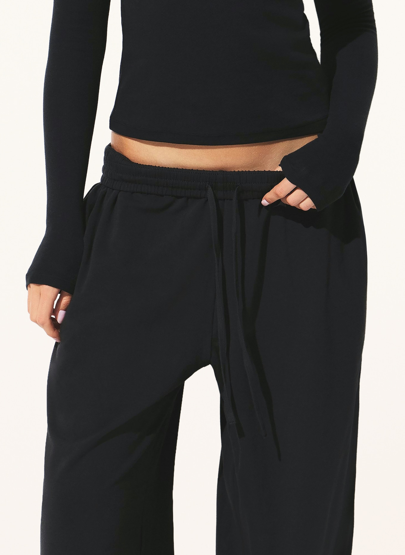 SKIMS Spodnie rekreacyjne COTTON JERSEY: SOOT