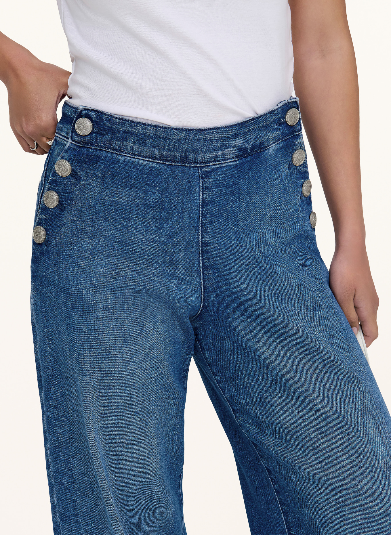 ONLY Wide-leg jeans: MEDIUM BLUE DENIM