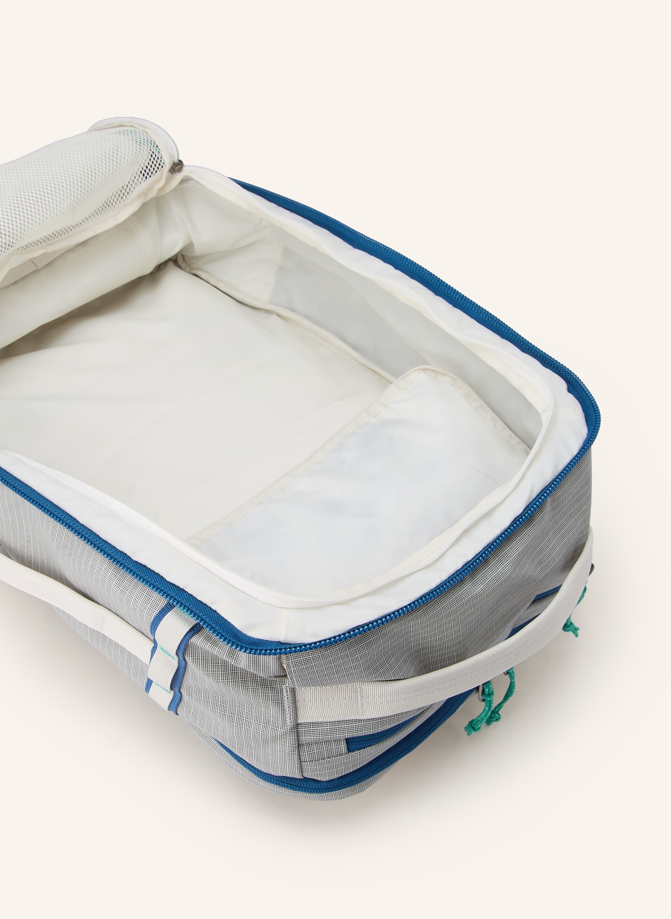 patagonia Plecak BLACKHOLE MINI: SZARONIEBIESKI / NIEBIESKI