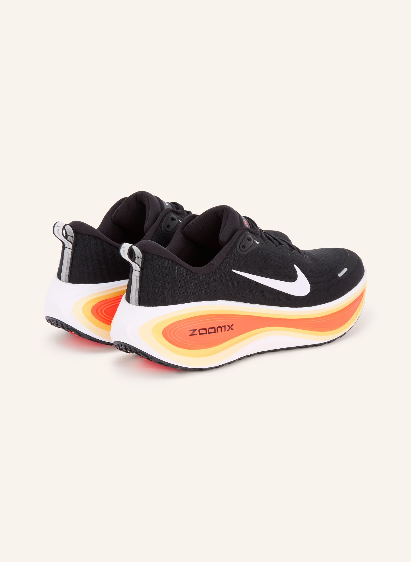 Nike Laufschuhe VOMERO PLUS: SCHWARZ / NEONROT / WEISS