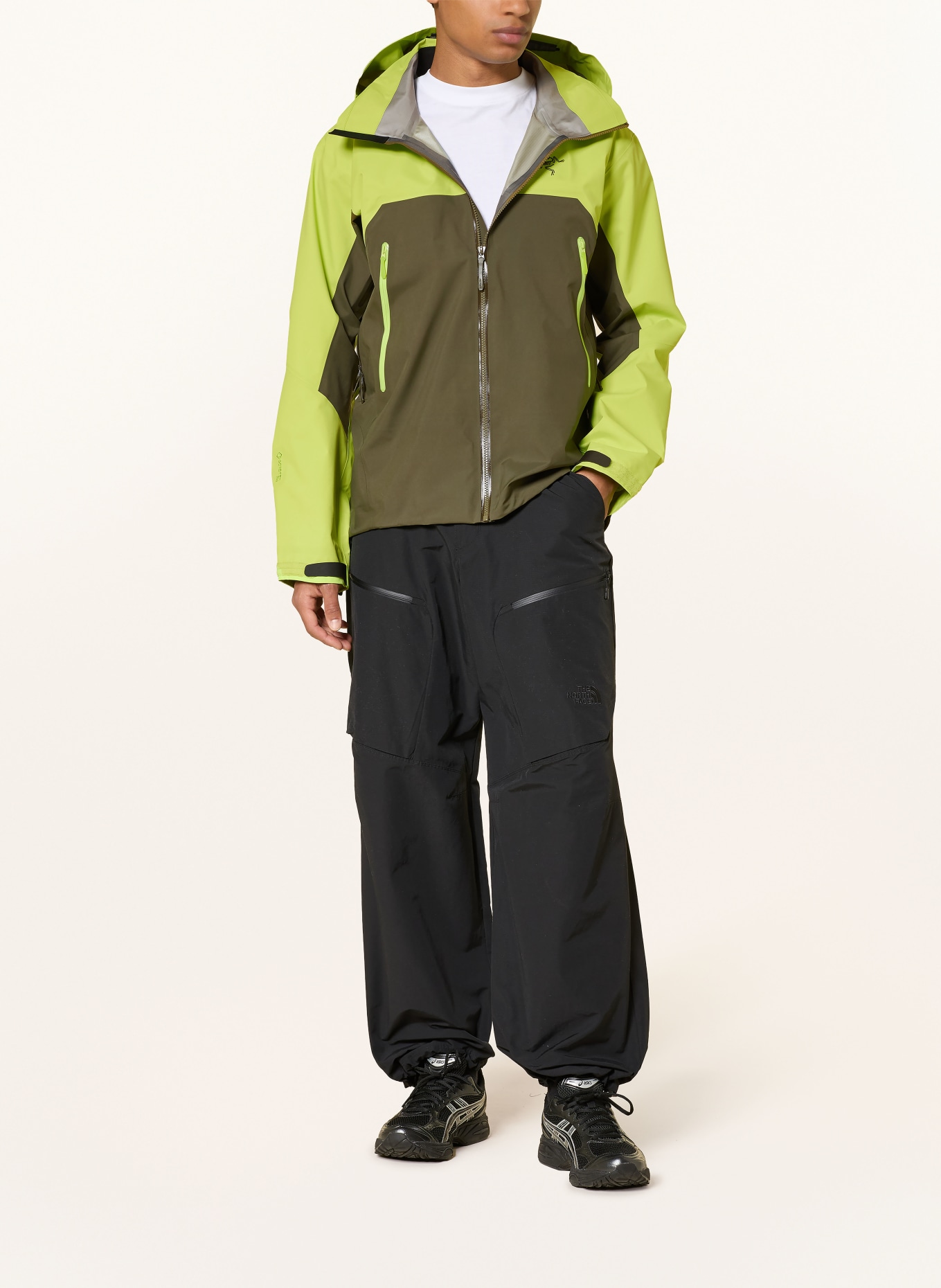 ARC'TERYX Hardshell-Jacke BETA AR: NEONGRÜN / OLIV