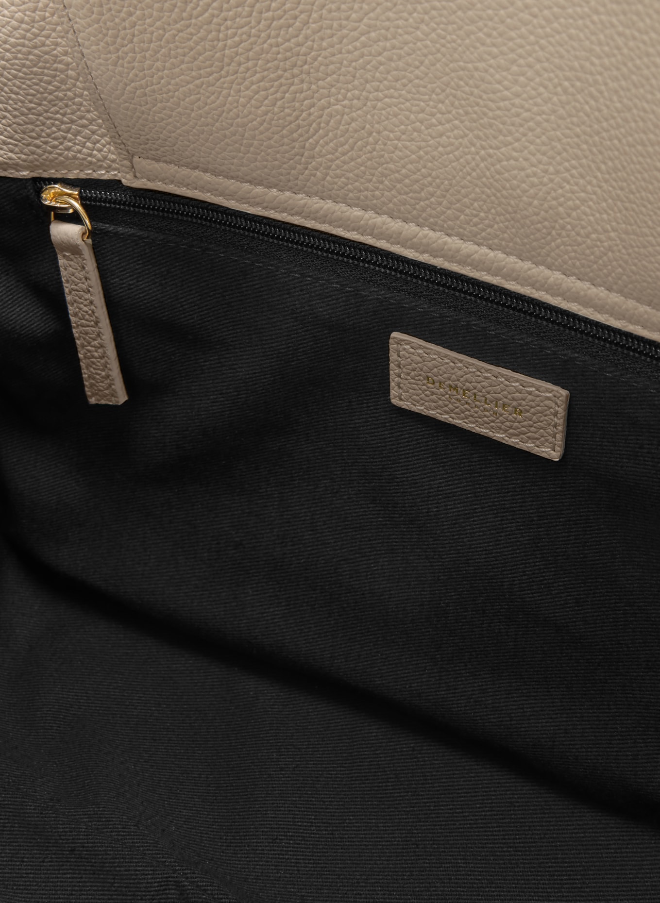 DEMELLIER Handtasche THE HUDSON: CAMEL / GOLD