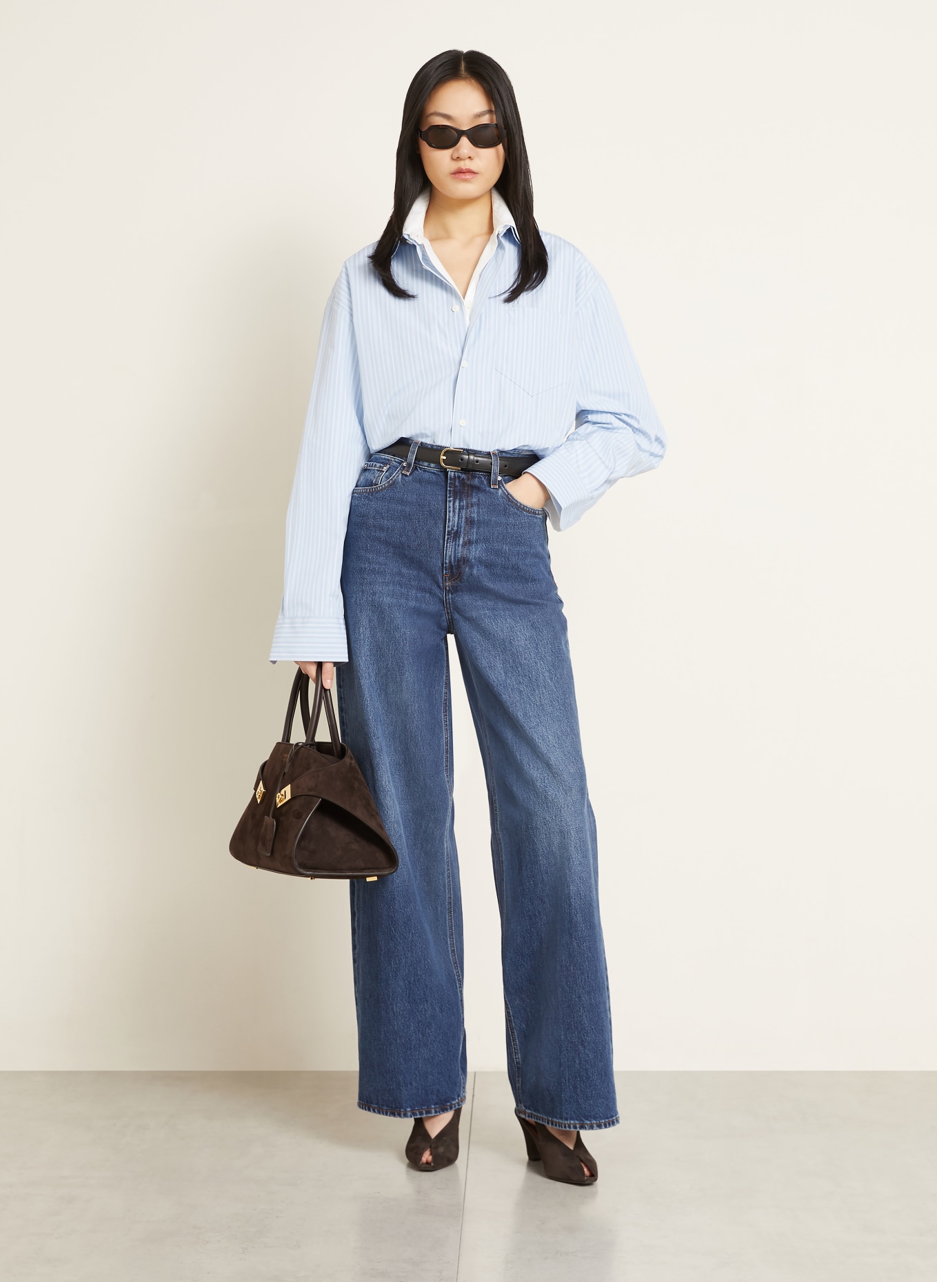 FERRAGAMO Handbag HUG: DARK BROWN / GOLD