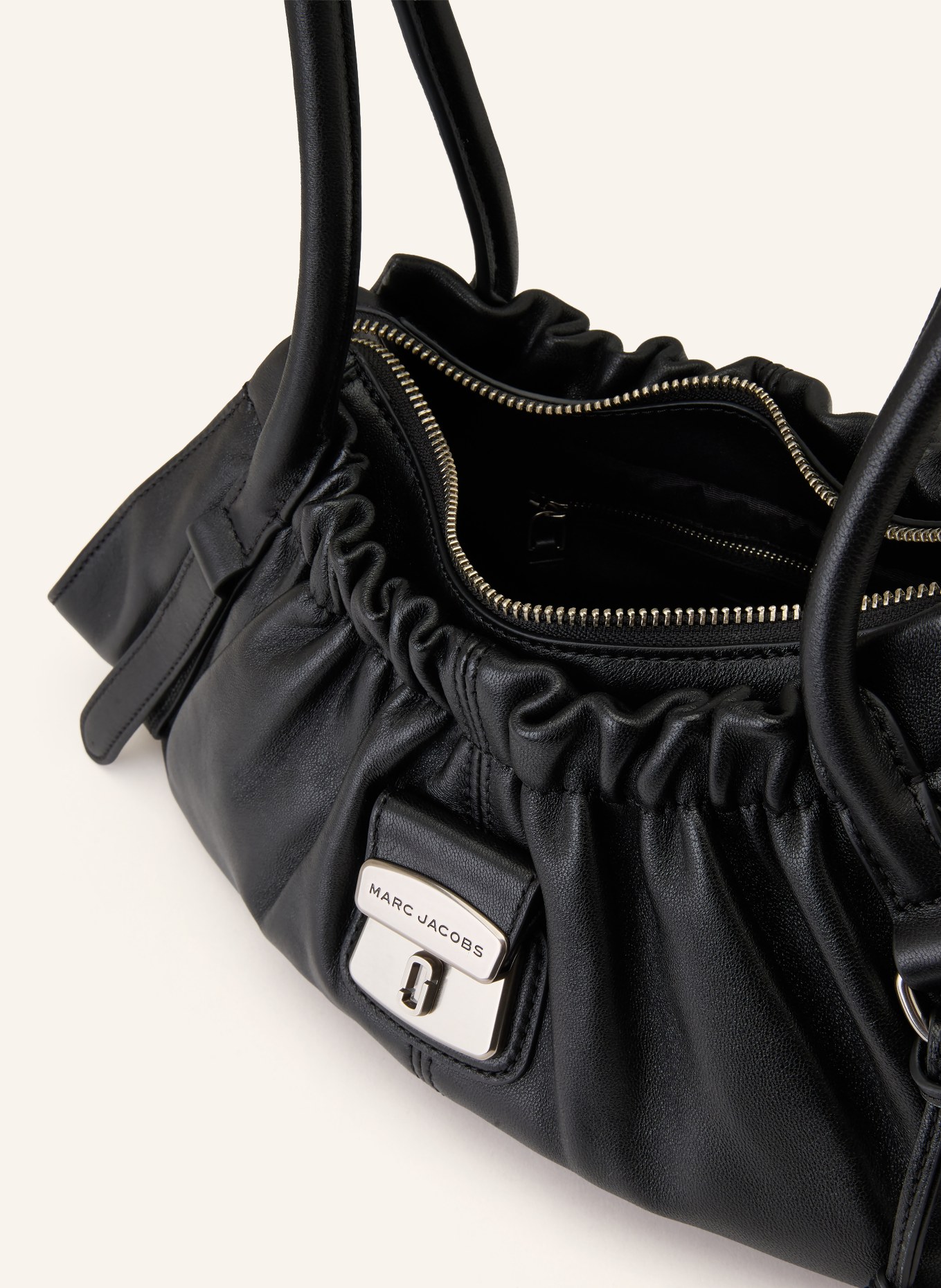 MARC JACOBS Sac à main THE CRISTINA SATCHEL: NOIR / ARGENT