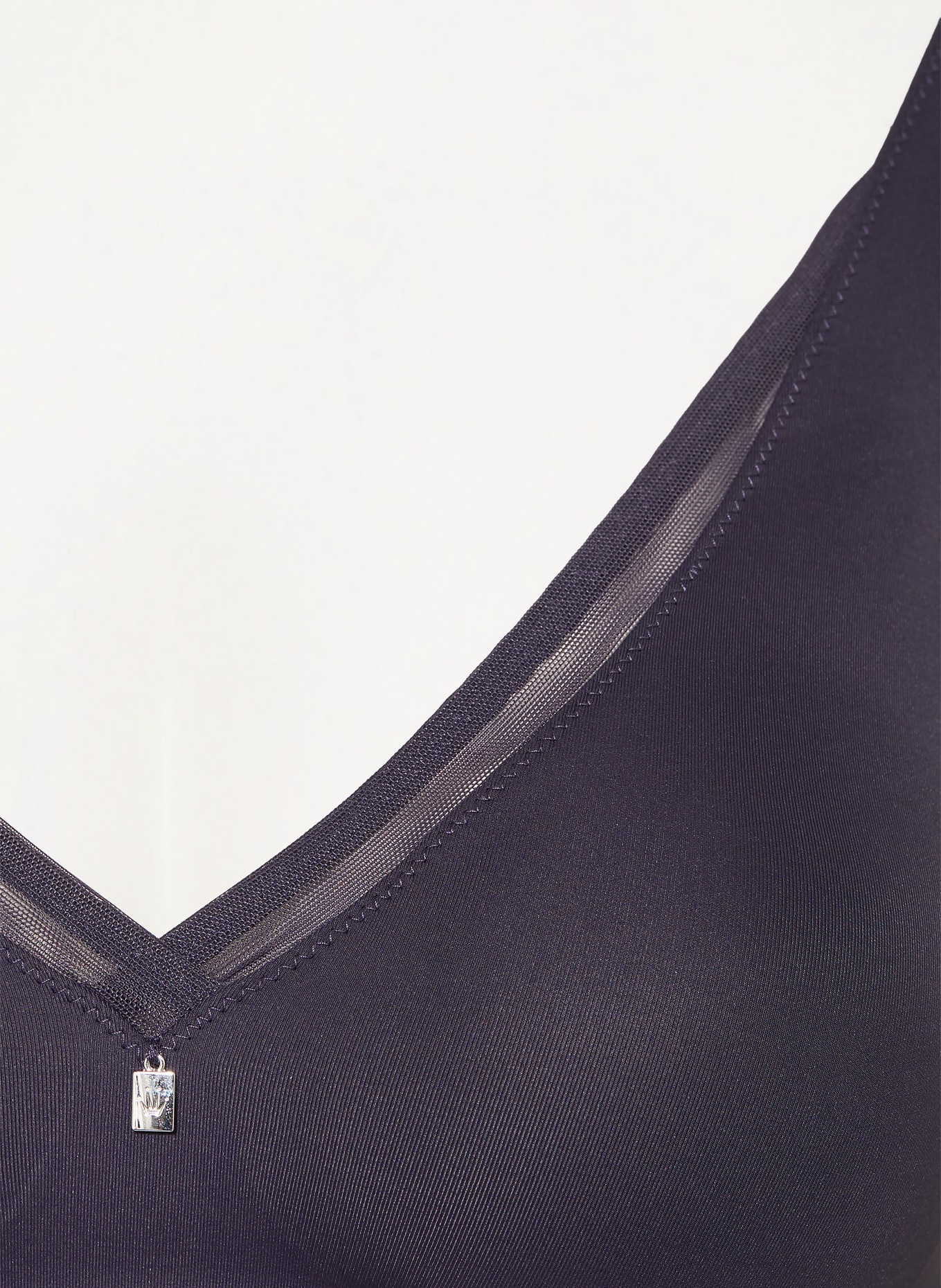 Triumph Soutien-gorge minimiseur TRUE SHAPE SENSATION: BLEU FONCÉ