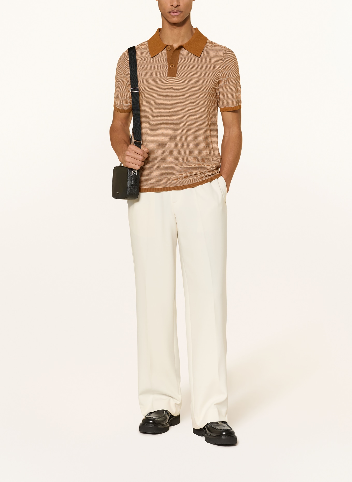 SANDRO Strick-Poloshirt: BRAUN / CREME