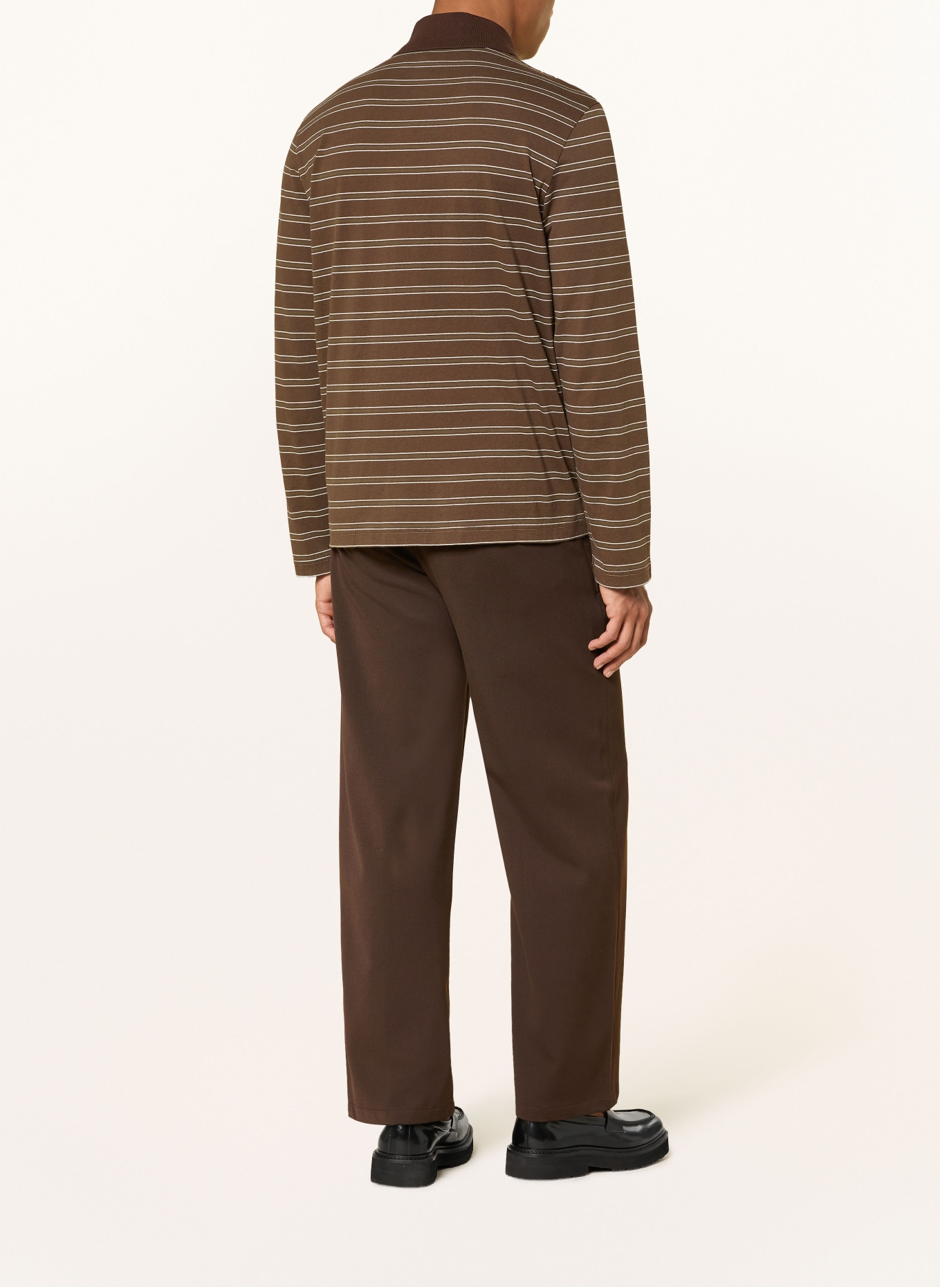 EIGHTYFIVE Pantalon coupe classique: MARRON FONCÉ