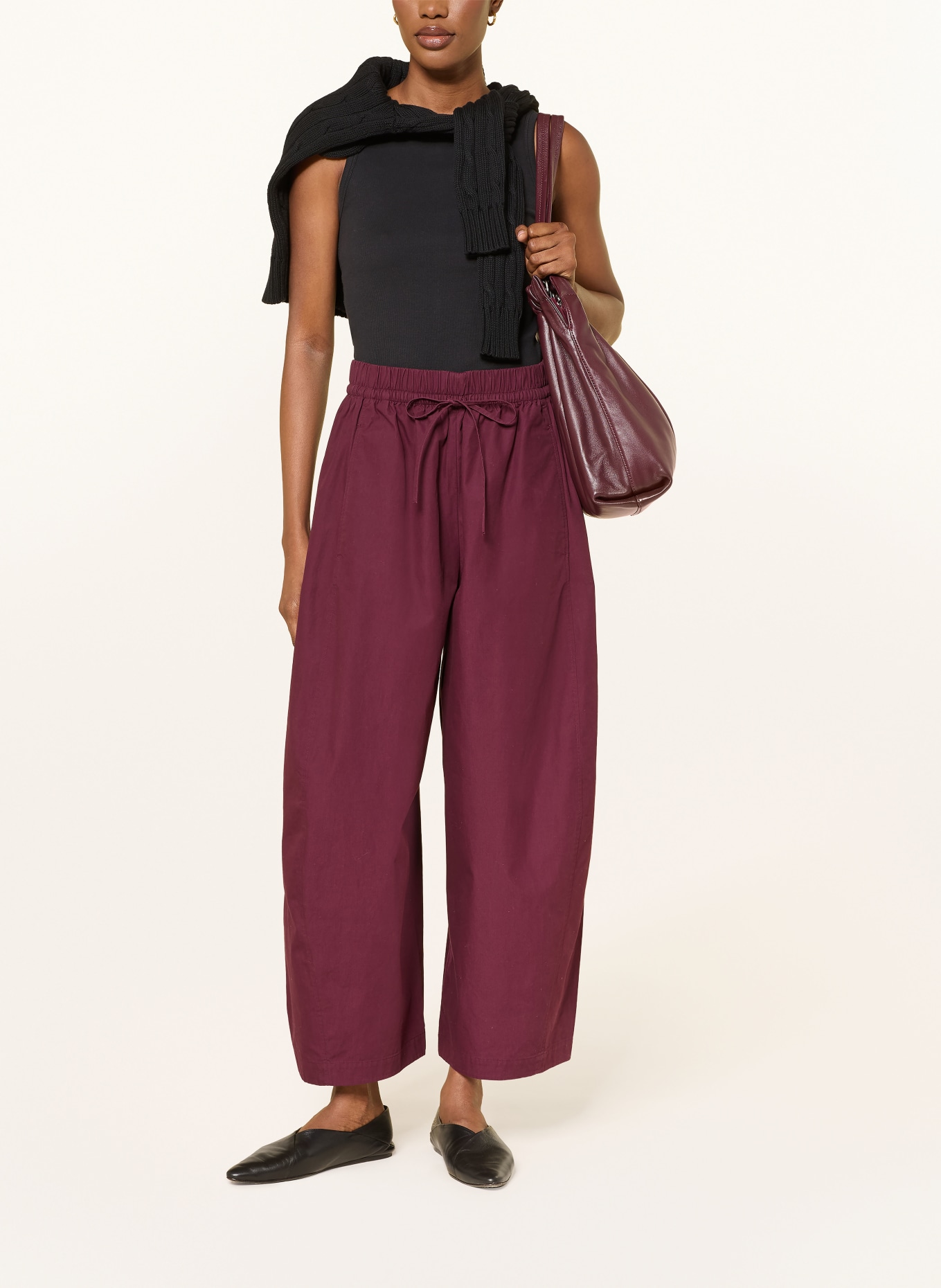 COS marlene broek: DONKERROOD