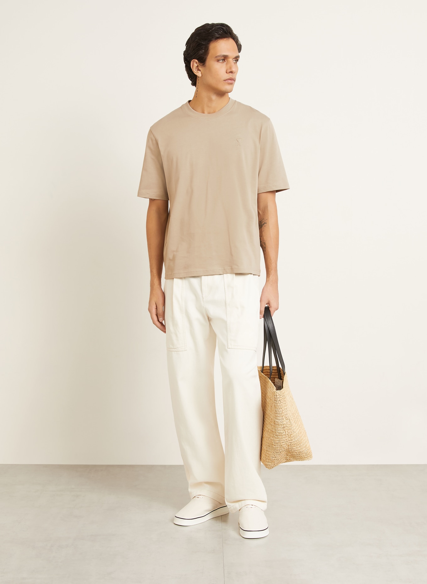 AMI PARIS T-shirt: BEIGE