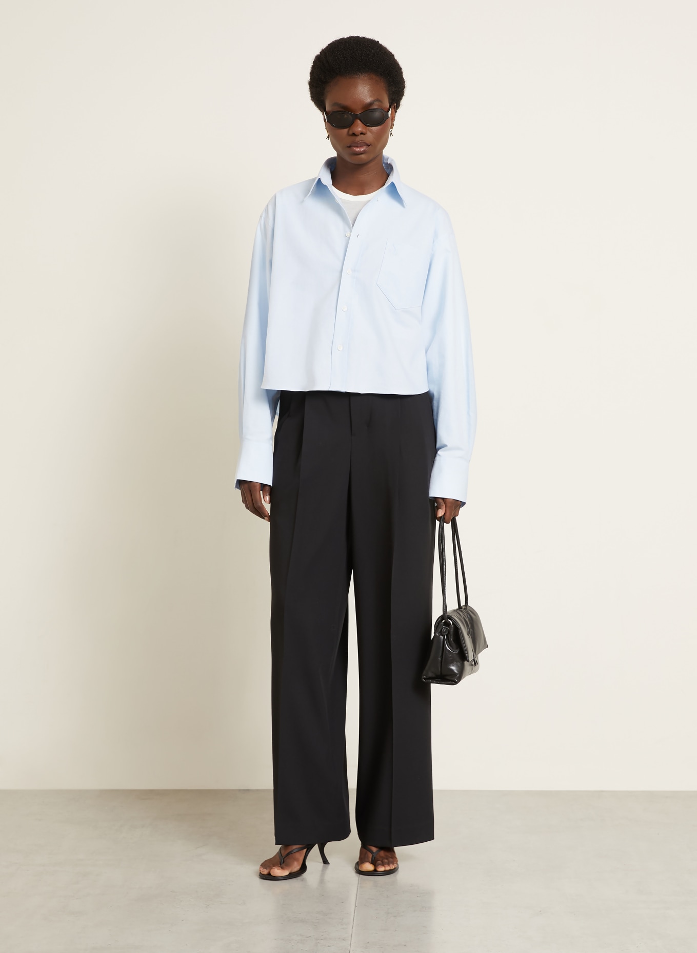 AMI PARIS Cropped-Hemdbluse: HELLBLAU