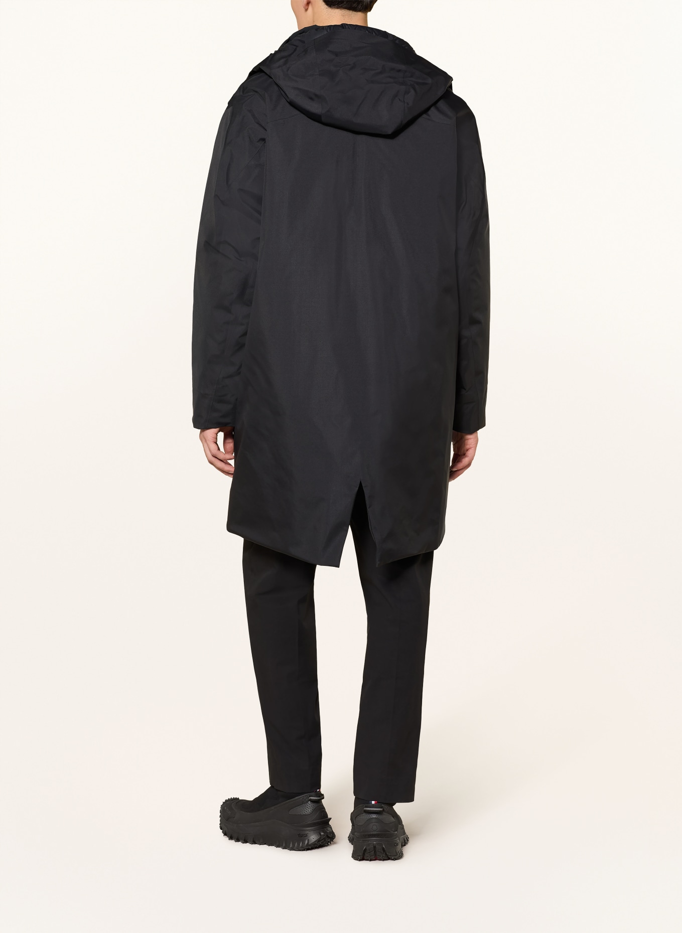 VEILANCE Daunenmantel MONITOR: ZWART