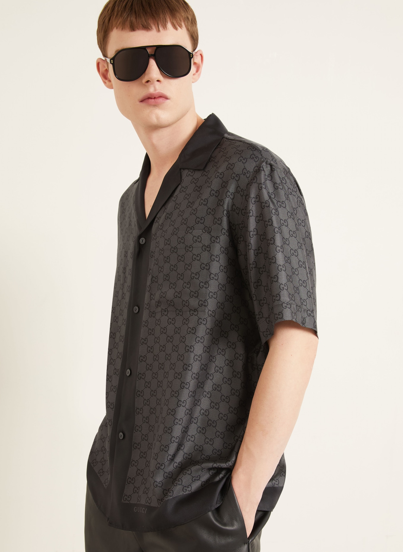 GUCCI Regular-Fit Resort Shirt: DARK GRAY / BLACK