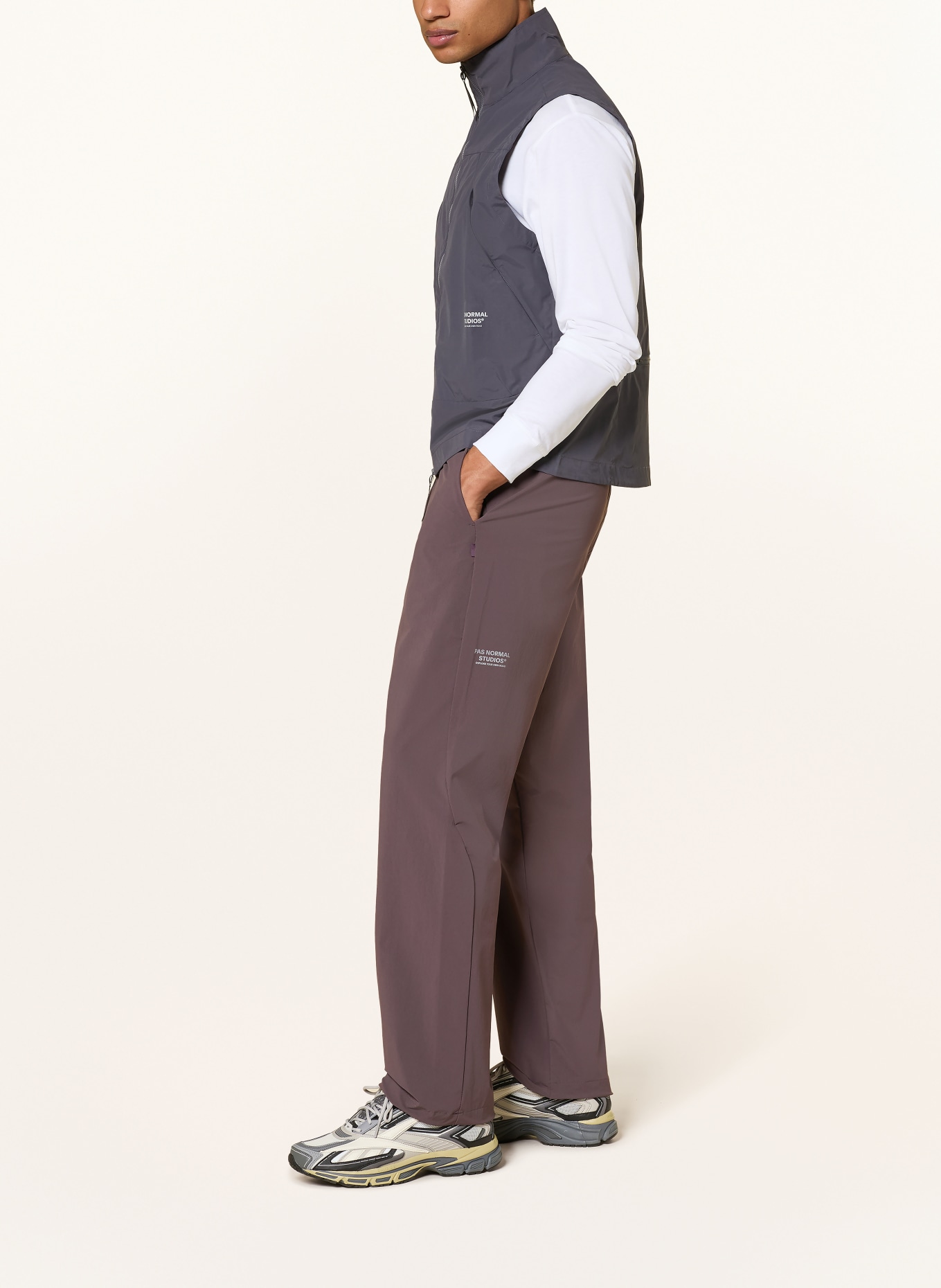 PAS NORMAL STUDIOS Trainingshose OFF-RACE TECH: TAUPE