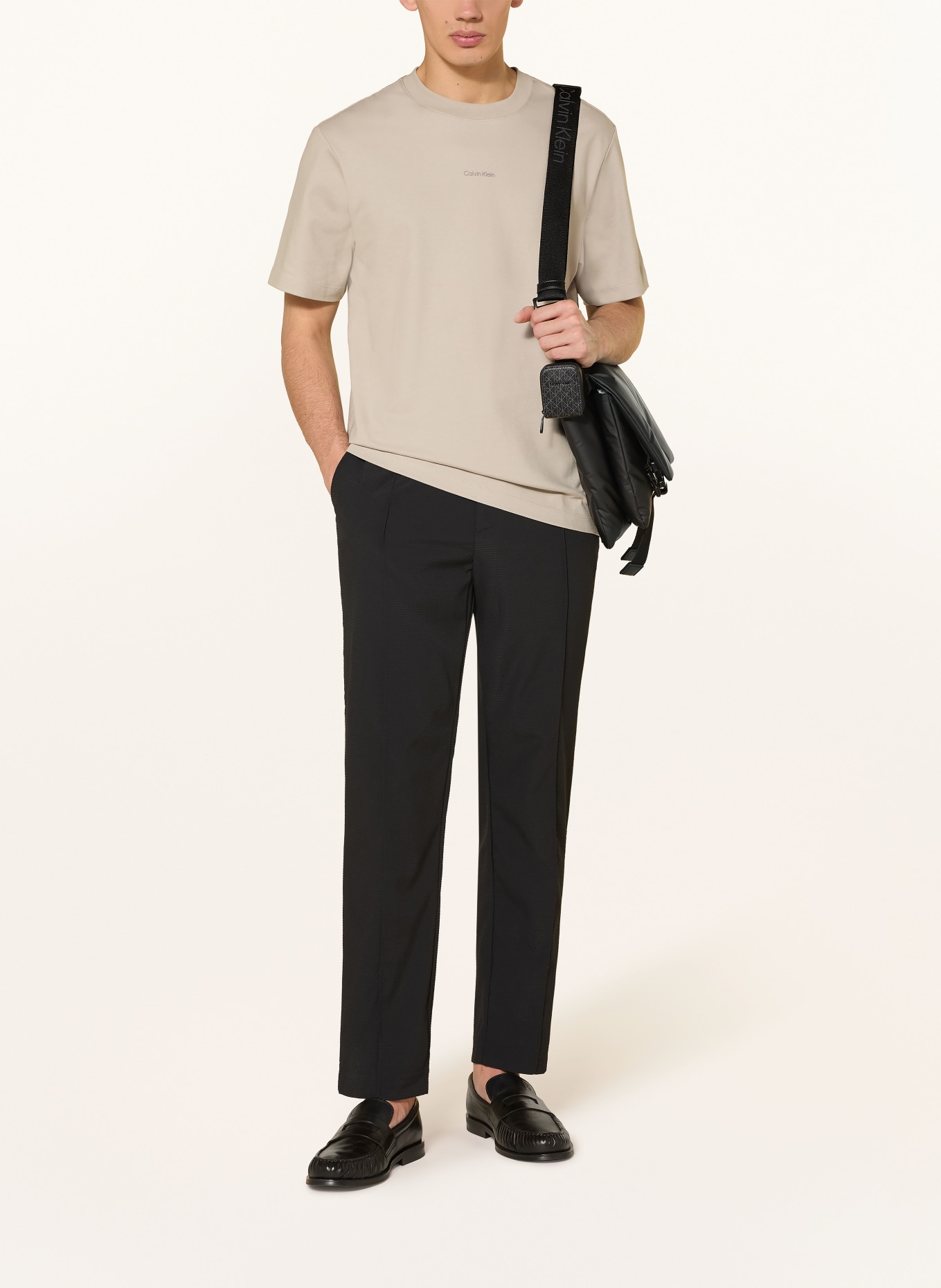 Calvin Klein T-Shirt: BEIGE