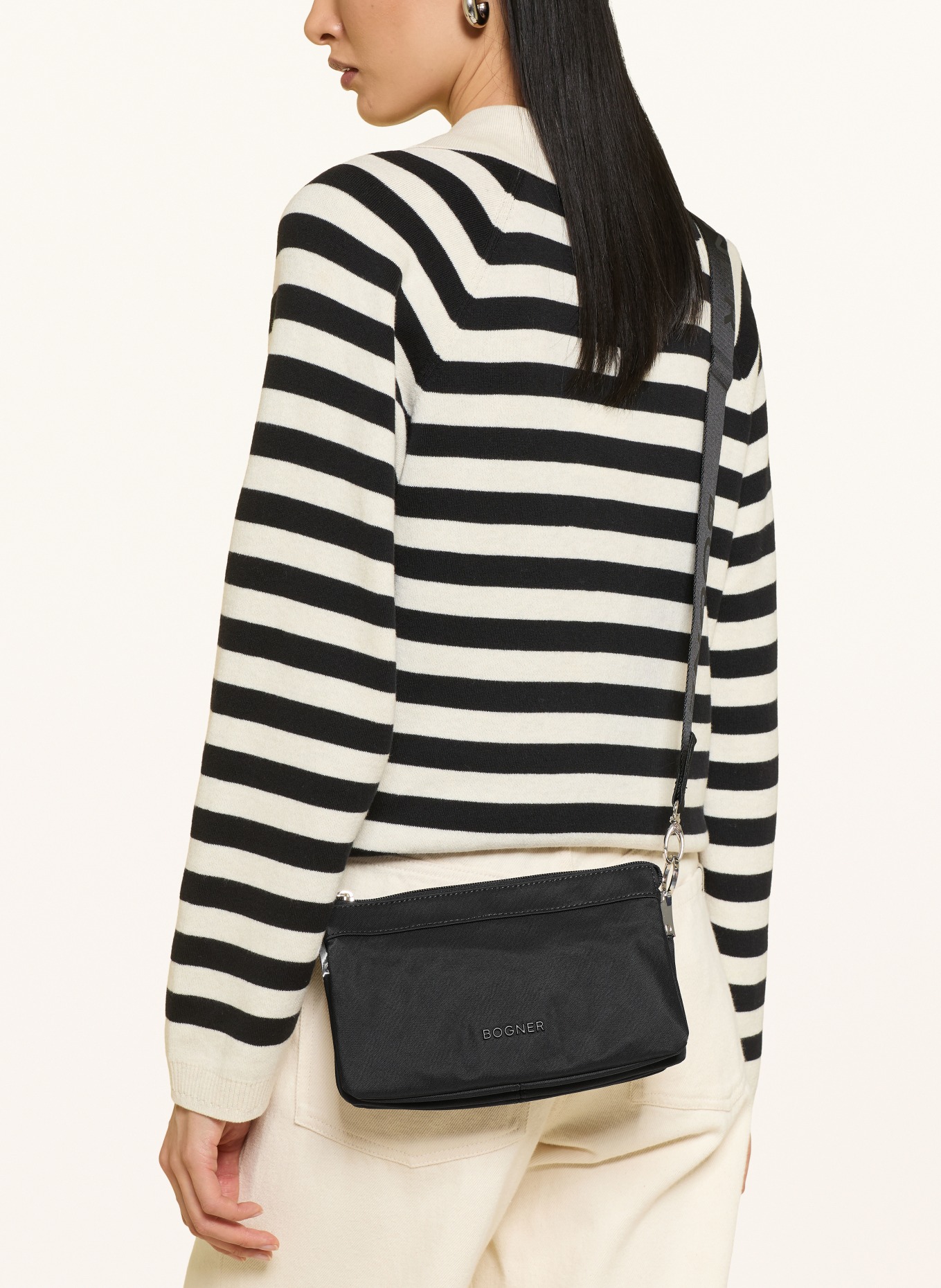 BOGNER schoudertas: ZWART