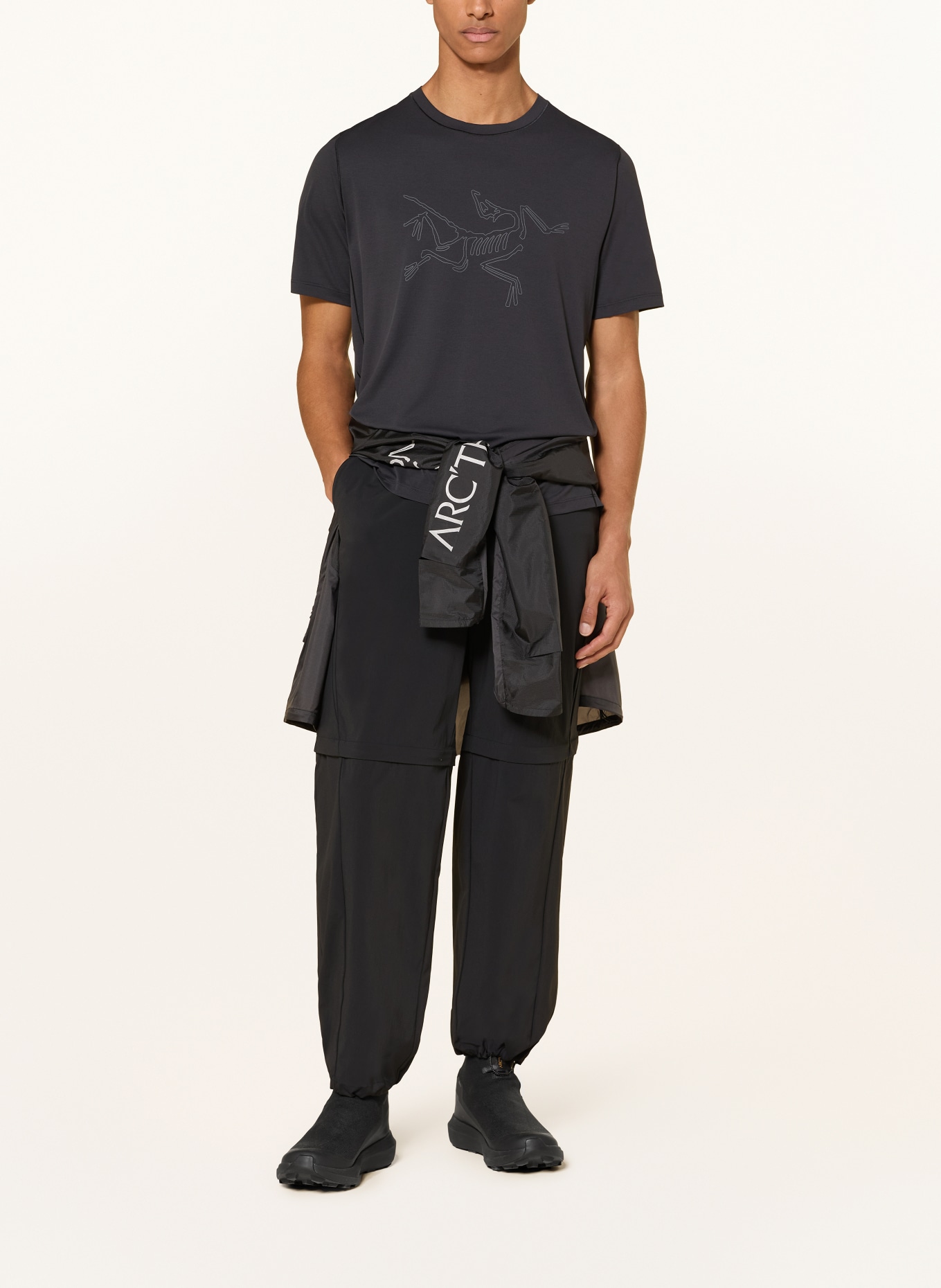 ARC'TERYX CORMAC Performance Shirt: BLACK / GRAY