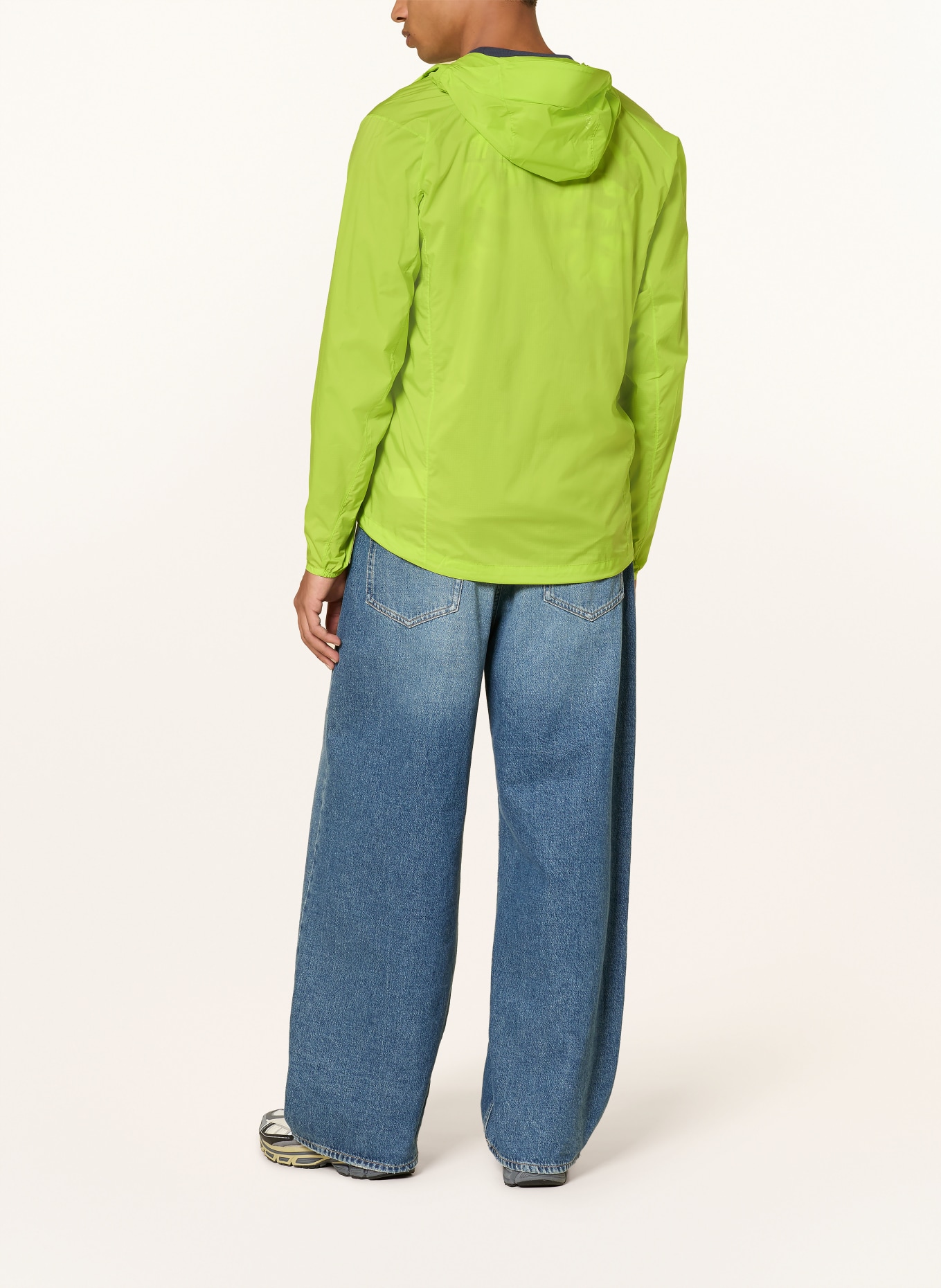 ARC'TERYX Kurtka funkcjonalna SQUAMISH HOODY: JASKRAWY ZIELONY