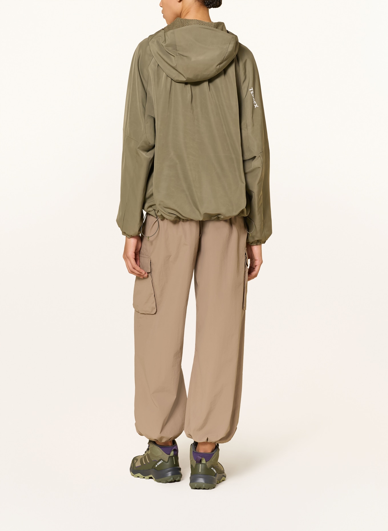 adidas TERREX Functioneel jack XPLORIC WIND RESISTANT TRANSATION: OLIJF