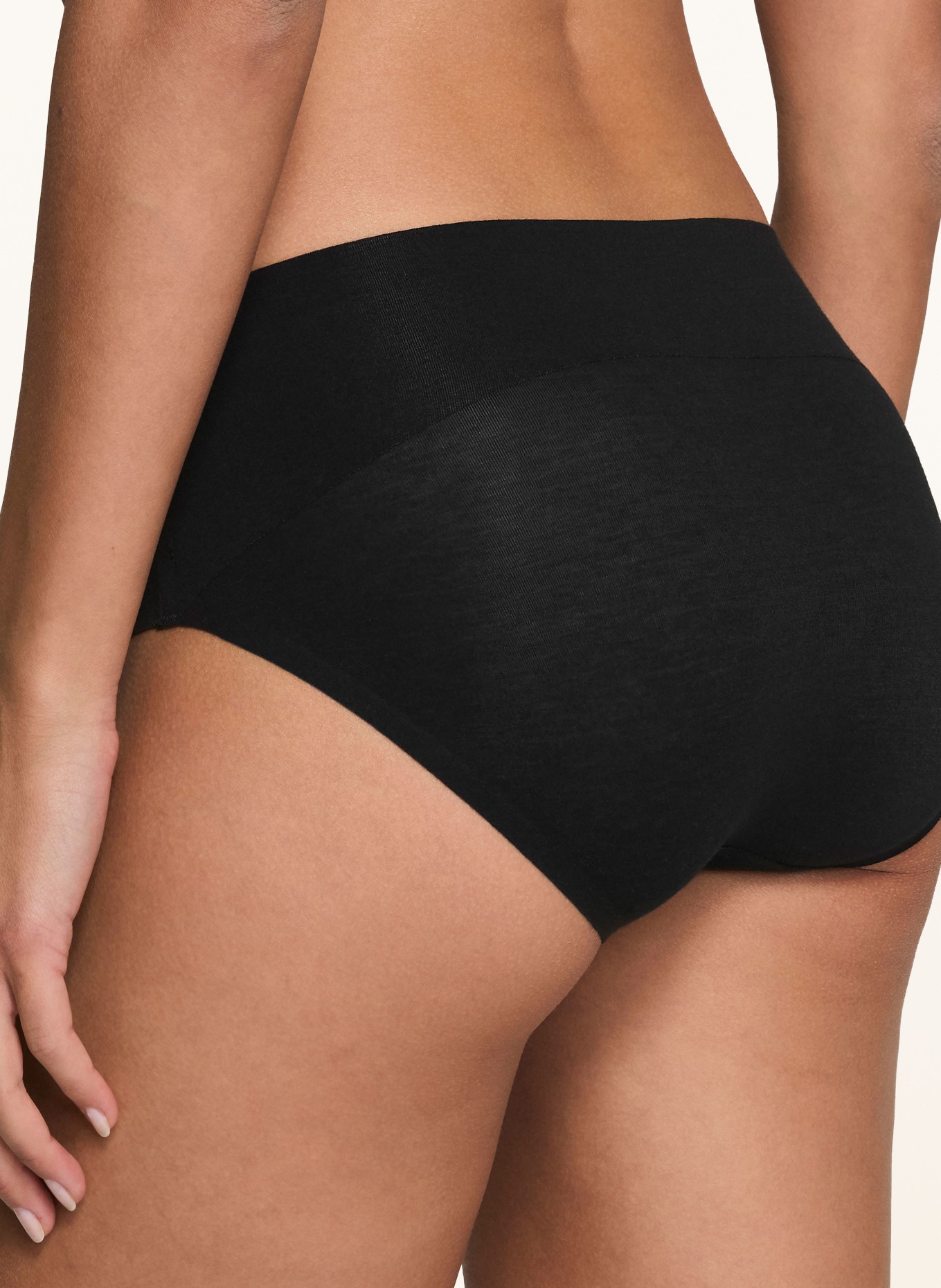 SPANX Shape-panty SPANXSUPERSMOOTH™ UNDIE-TECTABLE®: ZWART