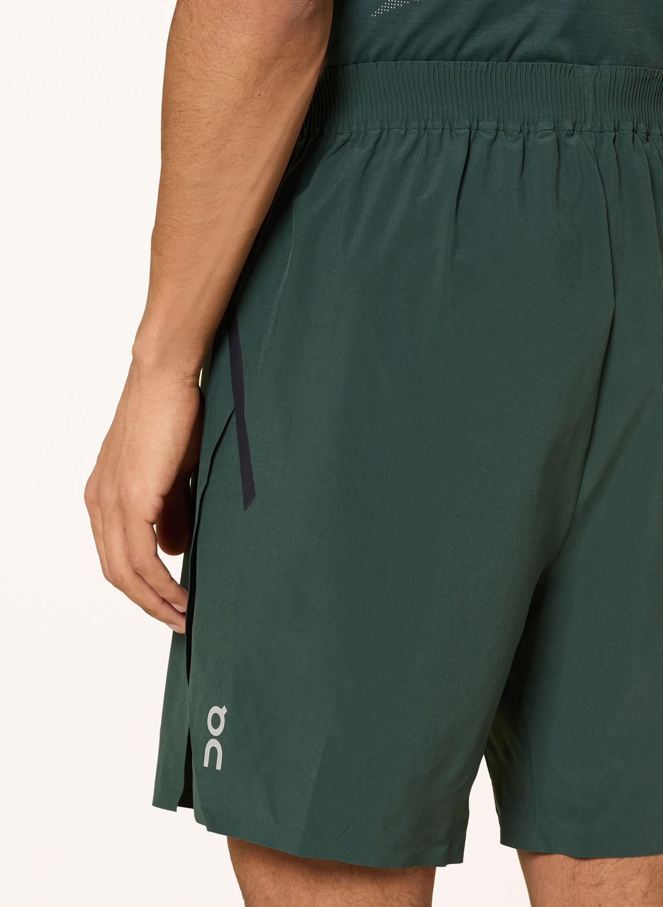 On 2-in-1-Trainingsshorts TRAIN: GRÜN