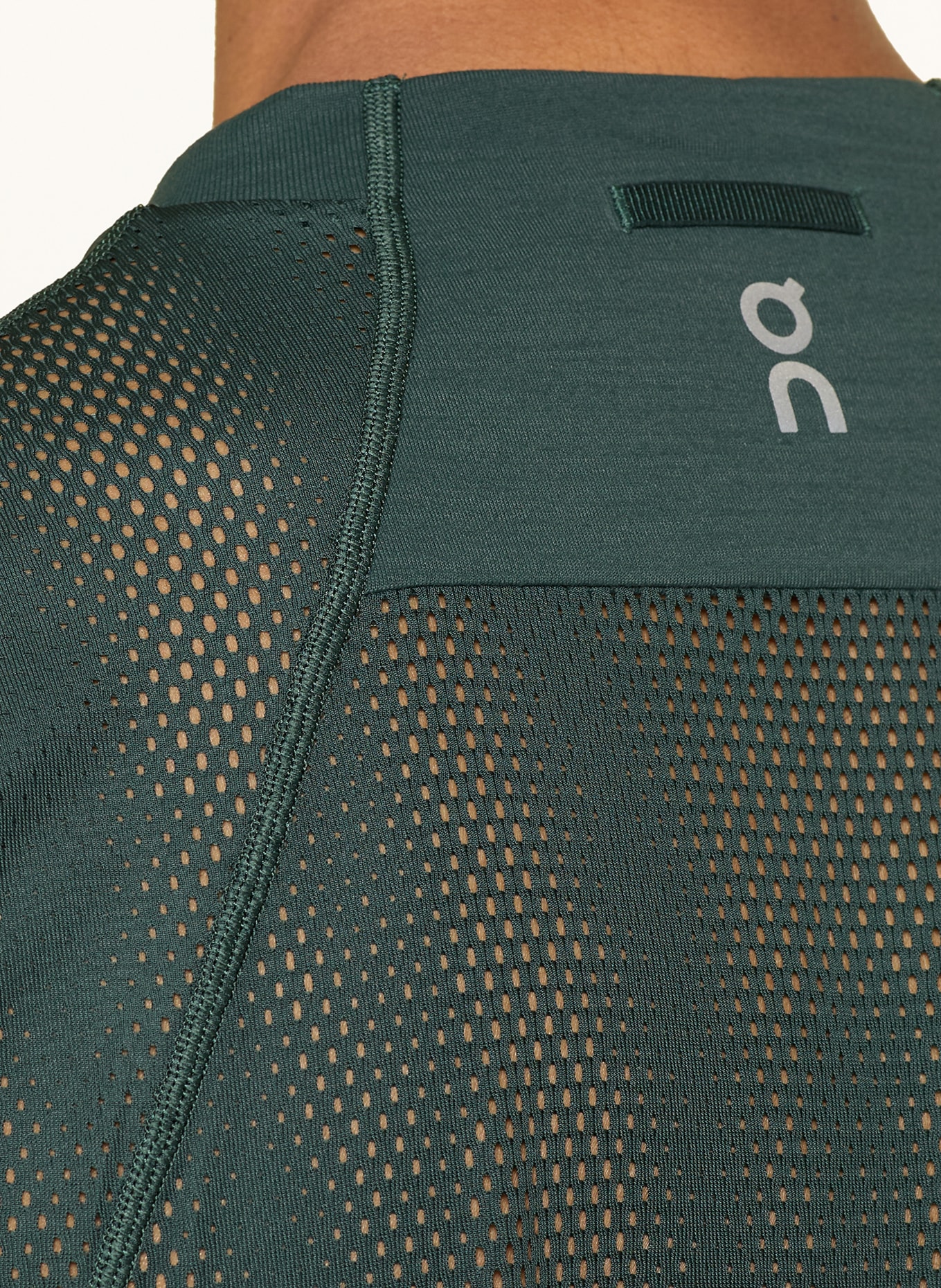 On Tanktop TRAIN VOLT: DONKERGROEN