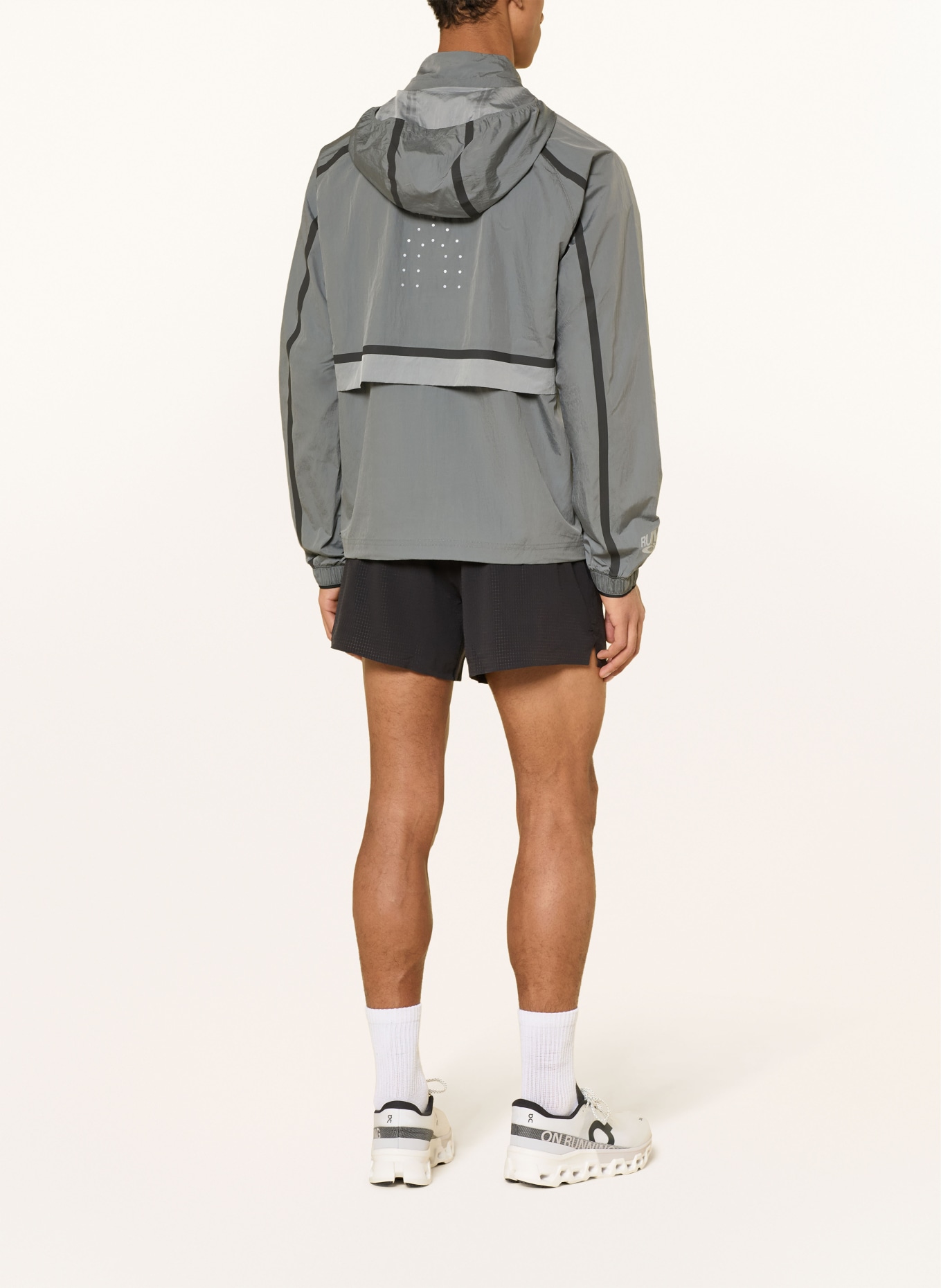 On Hardloopjack PERFORMANCE VOLT: GRIJS