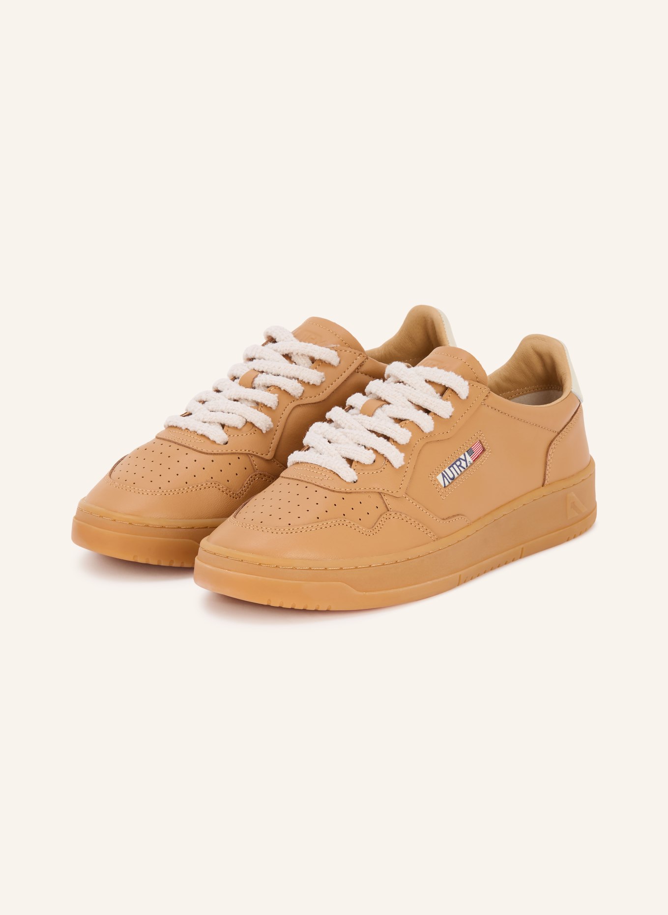 AUTRY Sneaker MEDALIST LOW: COGNAC / ECRU