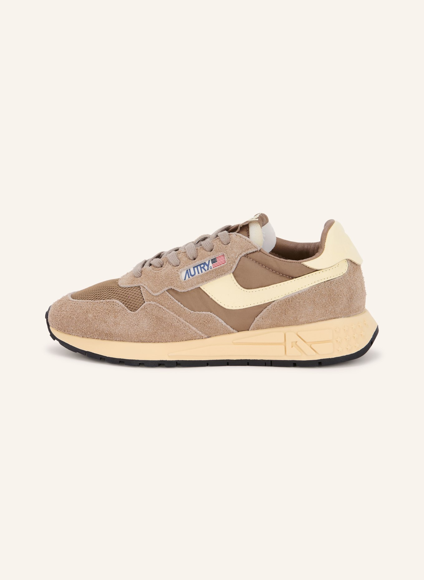 AUTRY Sneaker REELWIND LOW UT: TAUPE / ECRU