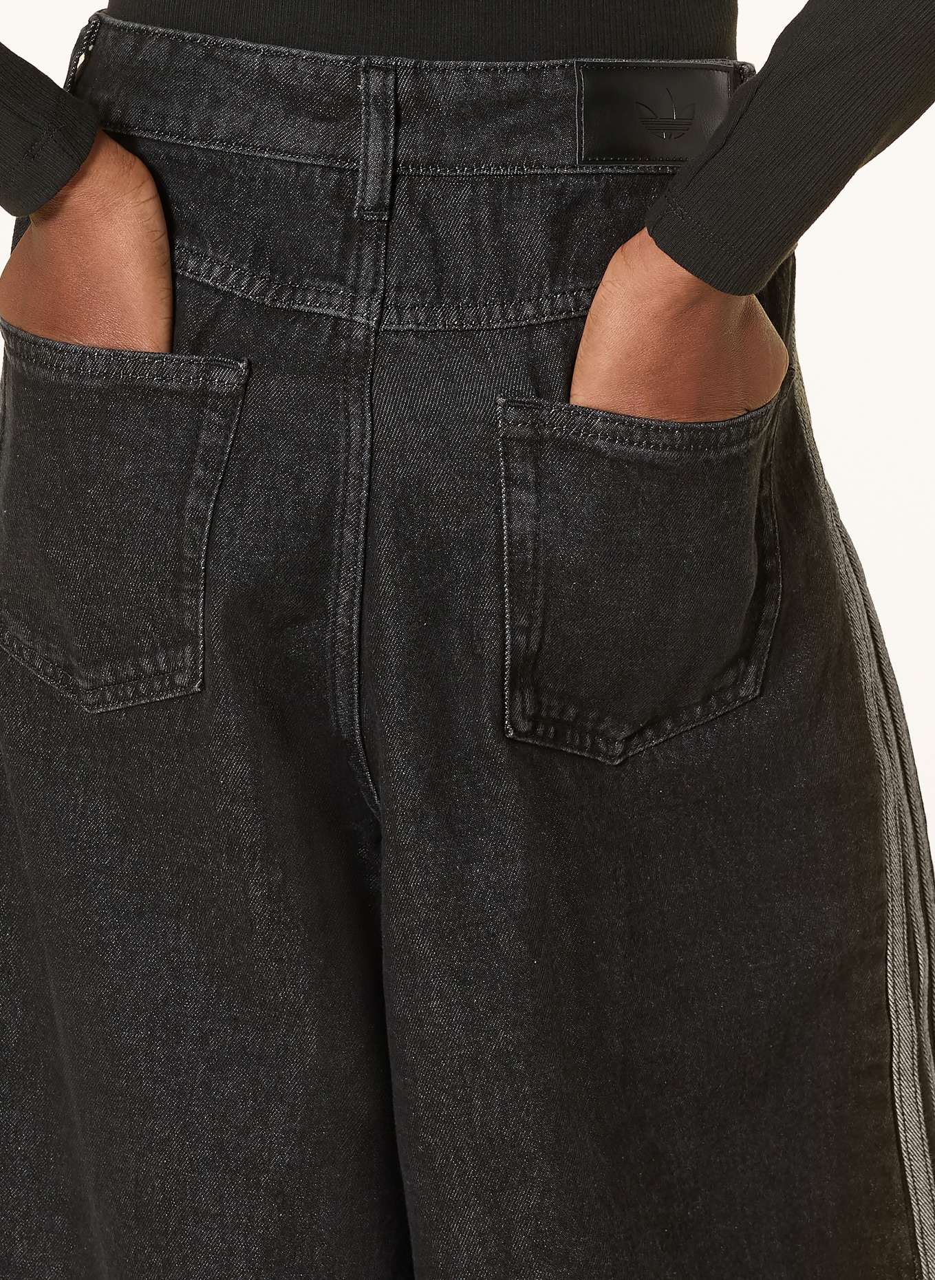 adidas Originals Jeansshort FIREBIRD: TRUBLC