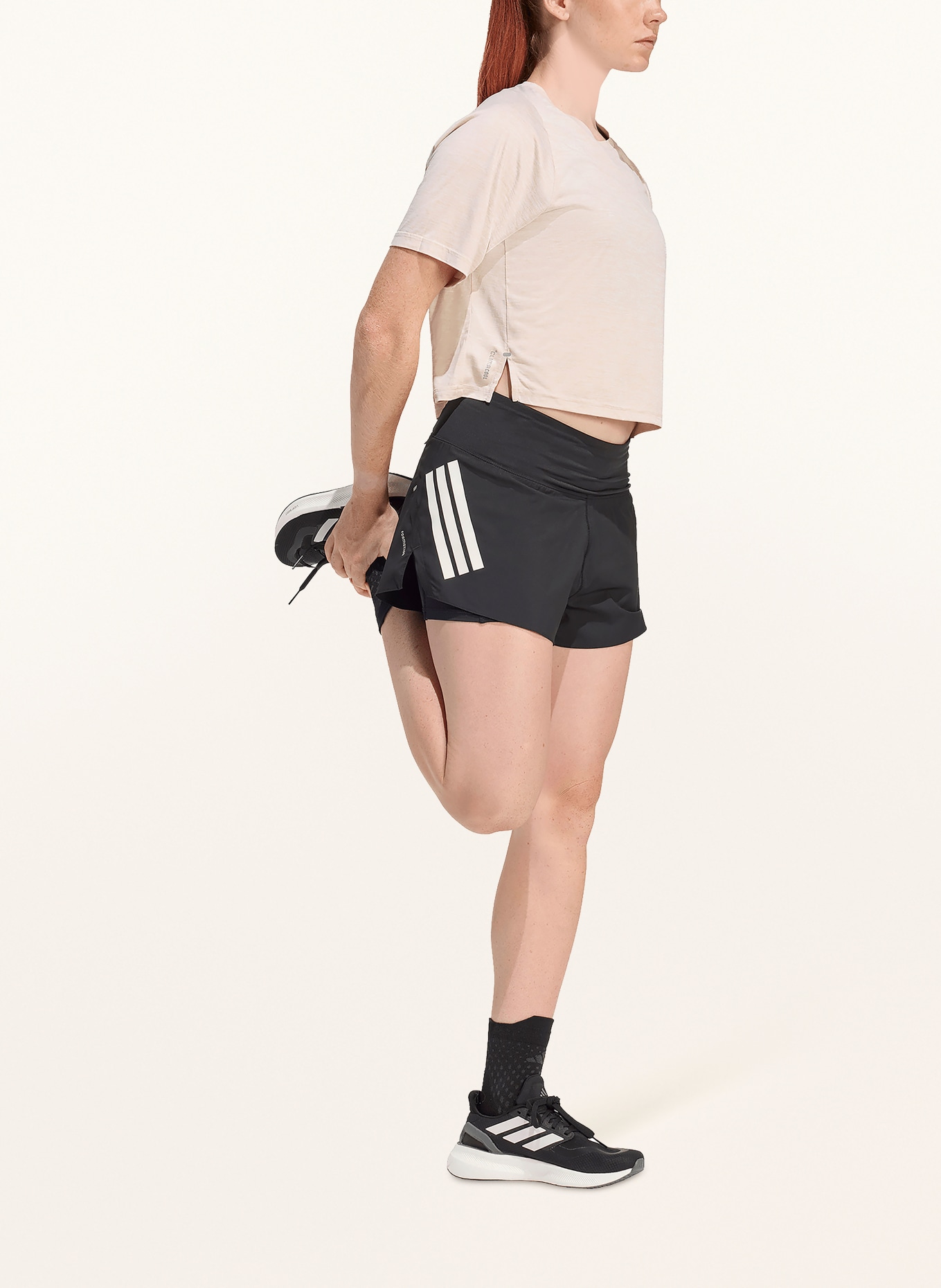 adidas Spodenki do biegania 2 w 1 ADI 365: CZARNY