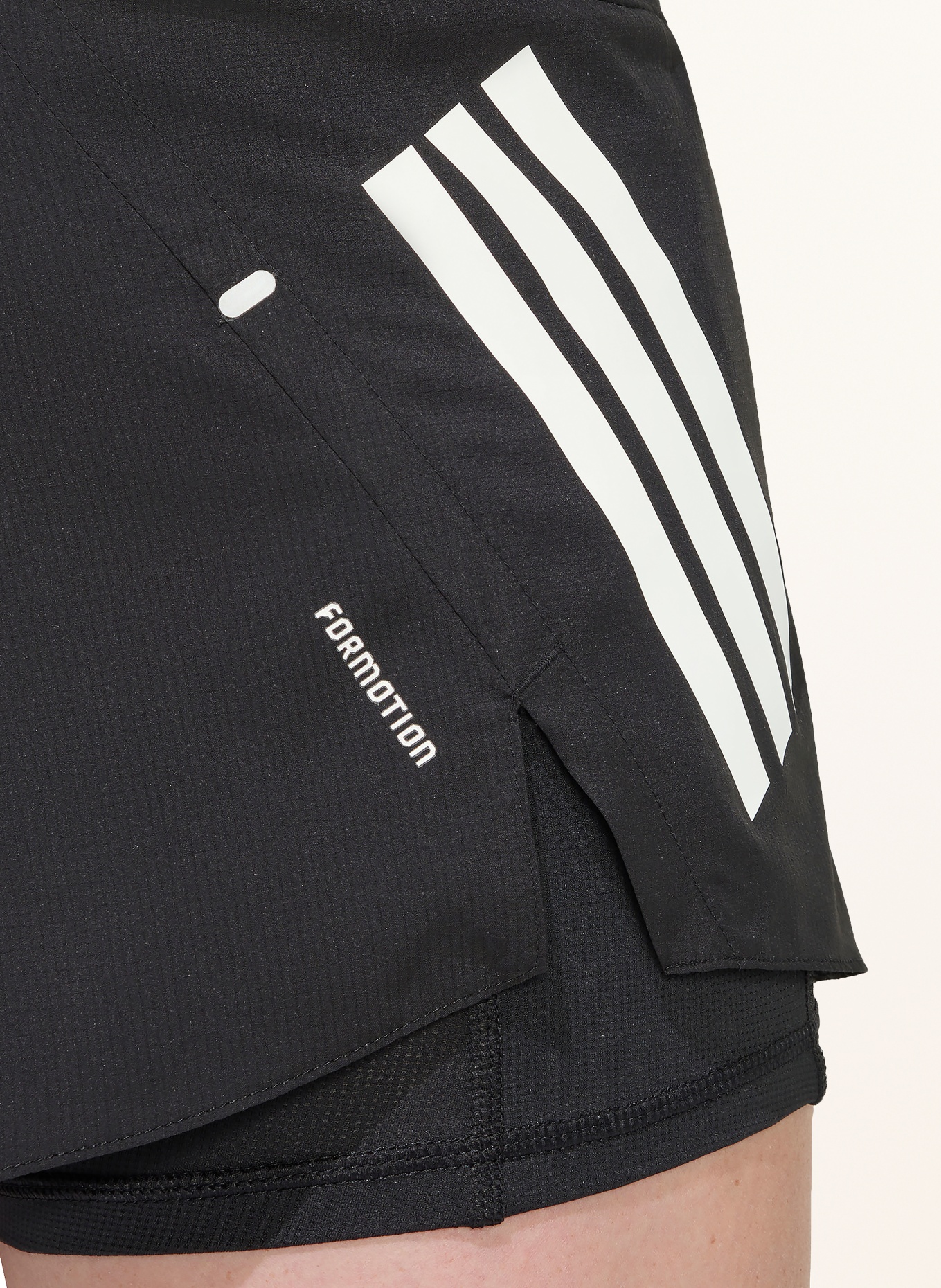 adidas Spodenki do biegania 2 w 1 ADI 365: CZARNY