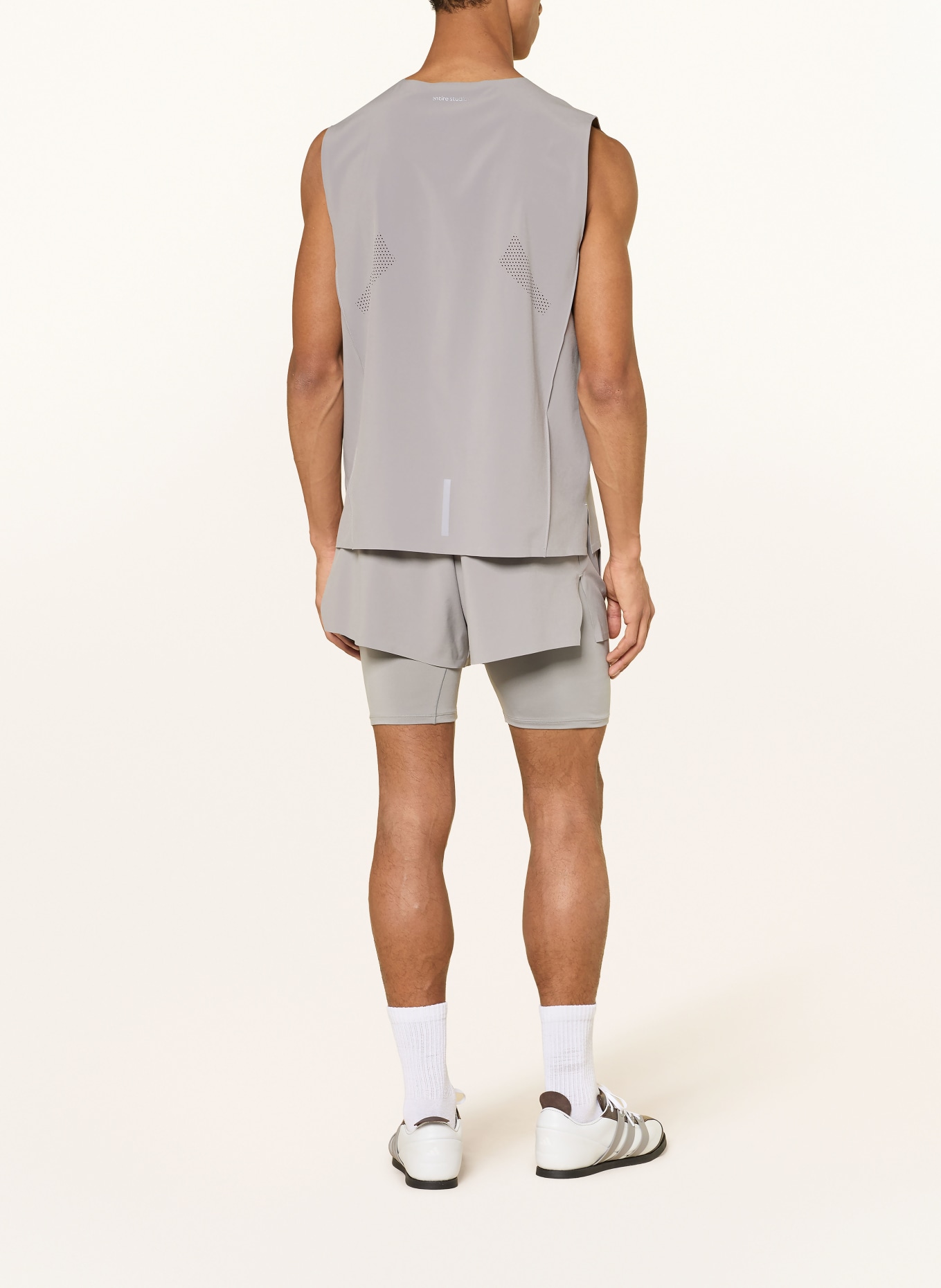 adidas 2-in-1-Trainingsshorts ADIDAS X ENTIRE STUDIOS D4T: GRAU
