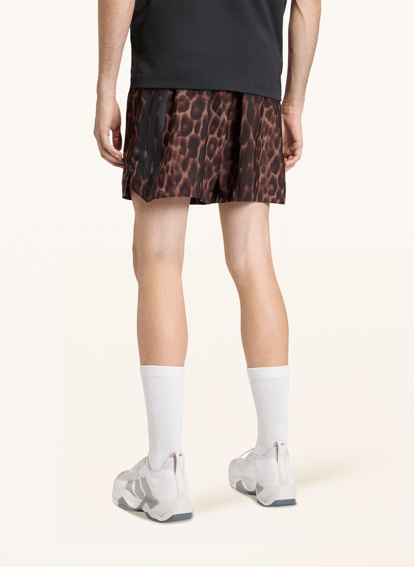 adidas Spodenki treningowe D4T POWER: CIEMNOBRĄZOWY / CZARNY