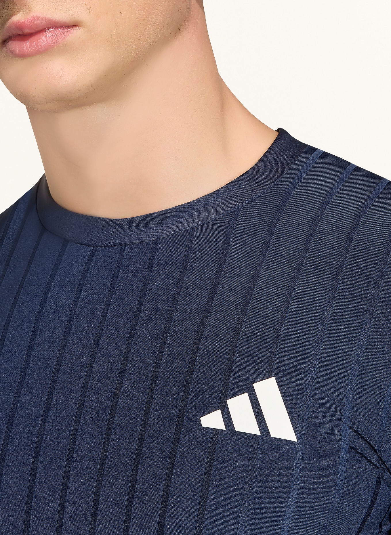 adidas Tričko TENNIS CLIMACOOL FREELIFT PRO: TMAVĚ MODRÁ