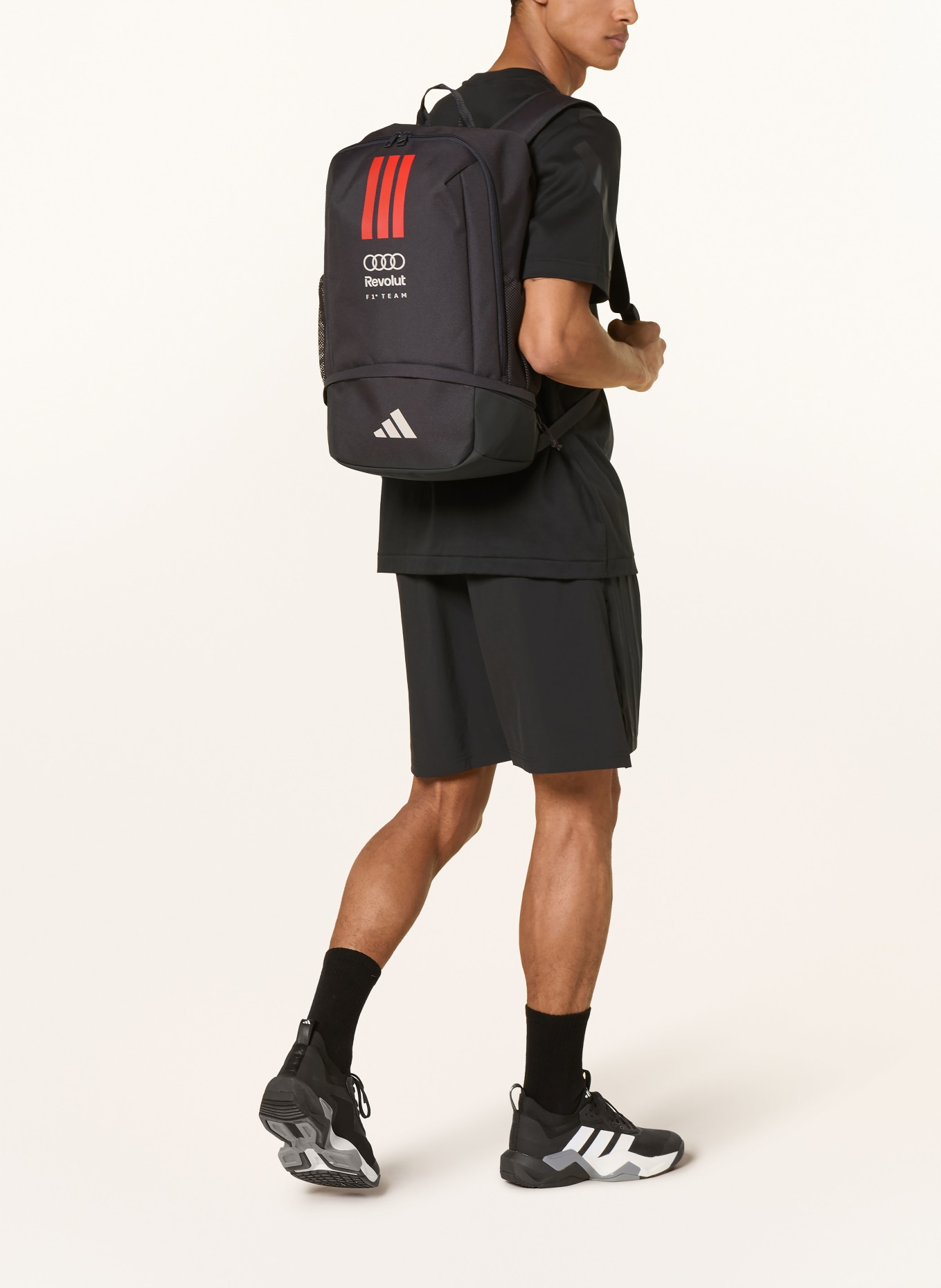 adidas Sac à dos AUDI REVOLUT FORMULA ONE TEAM DNA 26,5 l avec compartiment pour ordinateur portable: NOIR / ROUGE