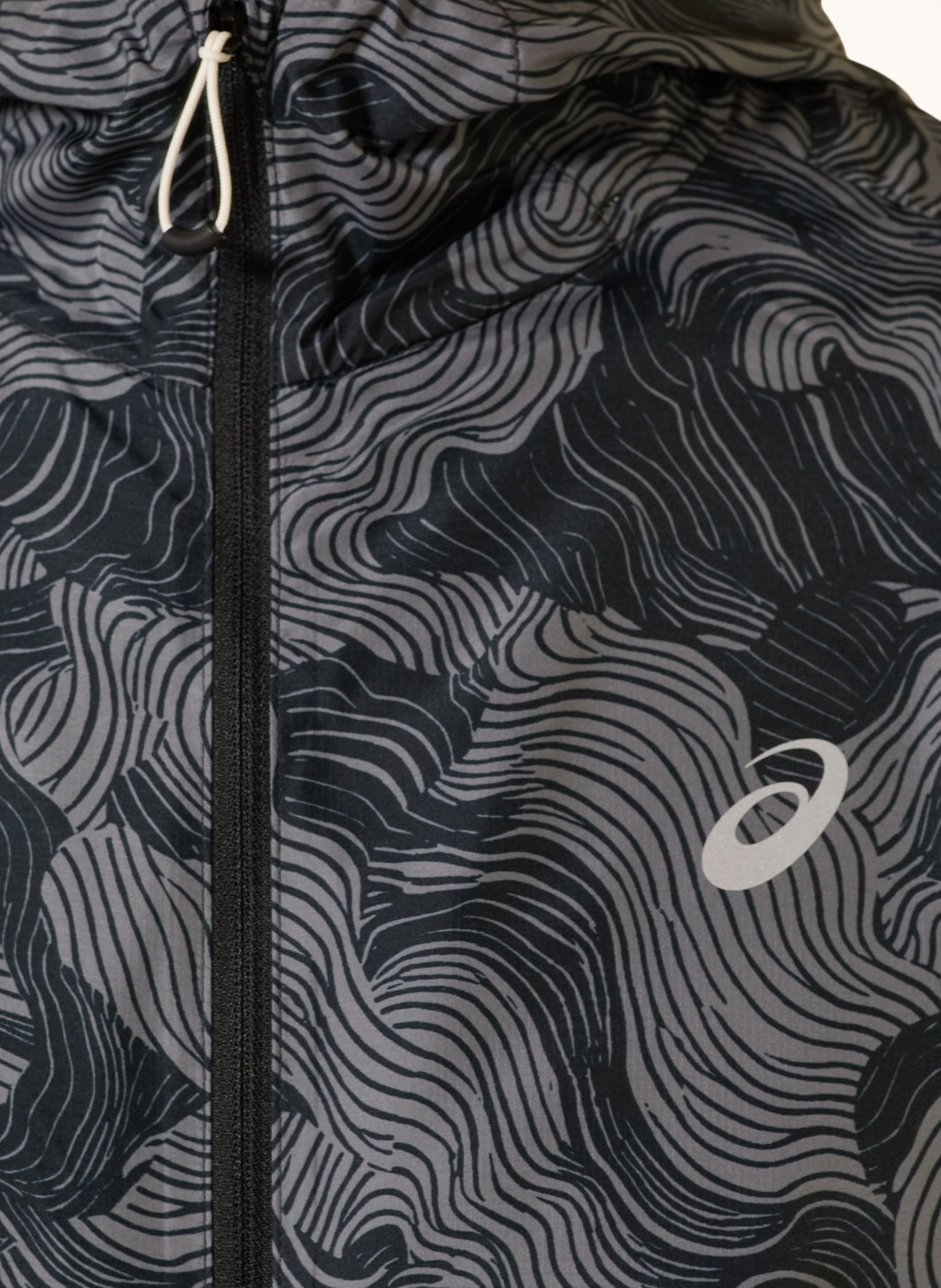 ASICS Laufjacke FUJITRAIL PACKABLE: SCHWARZ / GRAU