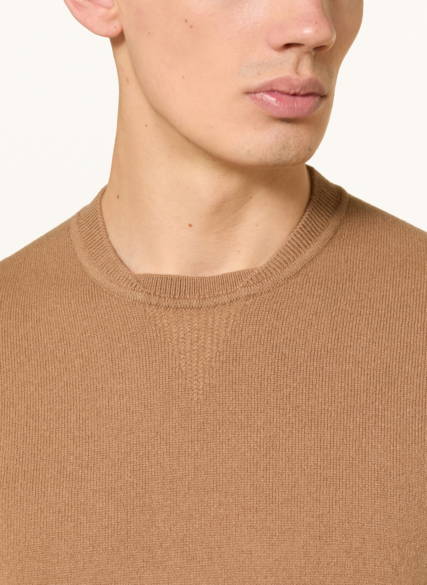 LISA YANG Kasjmiertrui EDMOND: COGNAC