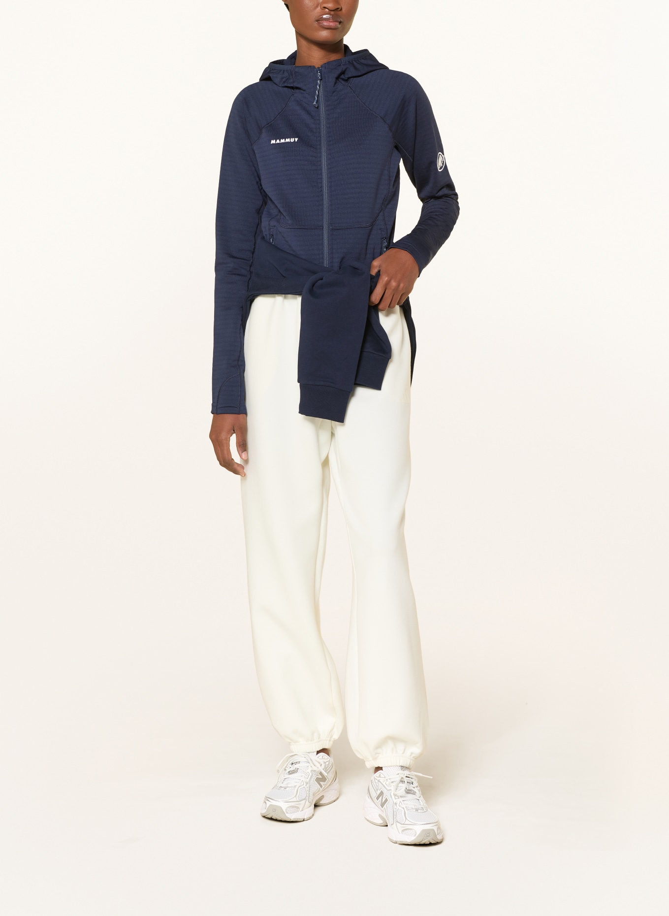 MAMMUT Midlayer-Jacke TAISS ML HOODED: DUNKELBLAU