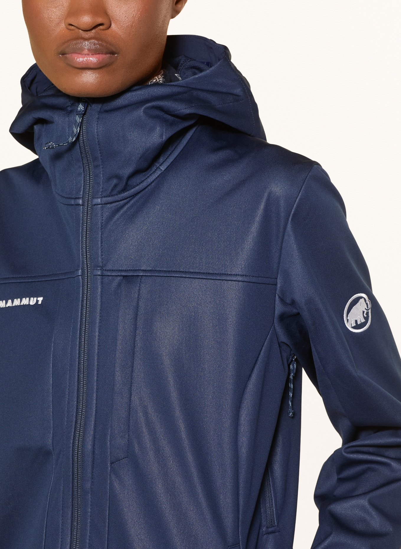 MAMMUT Softshell-jas ULTIMATE VIII SO HOODED: DONKERBLAUW