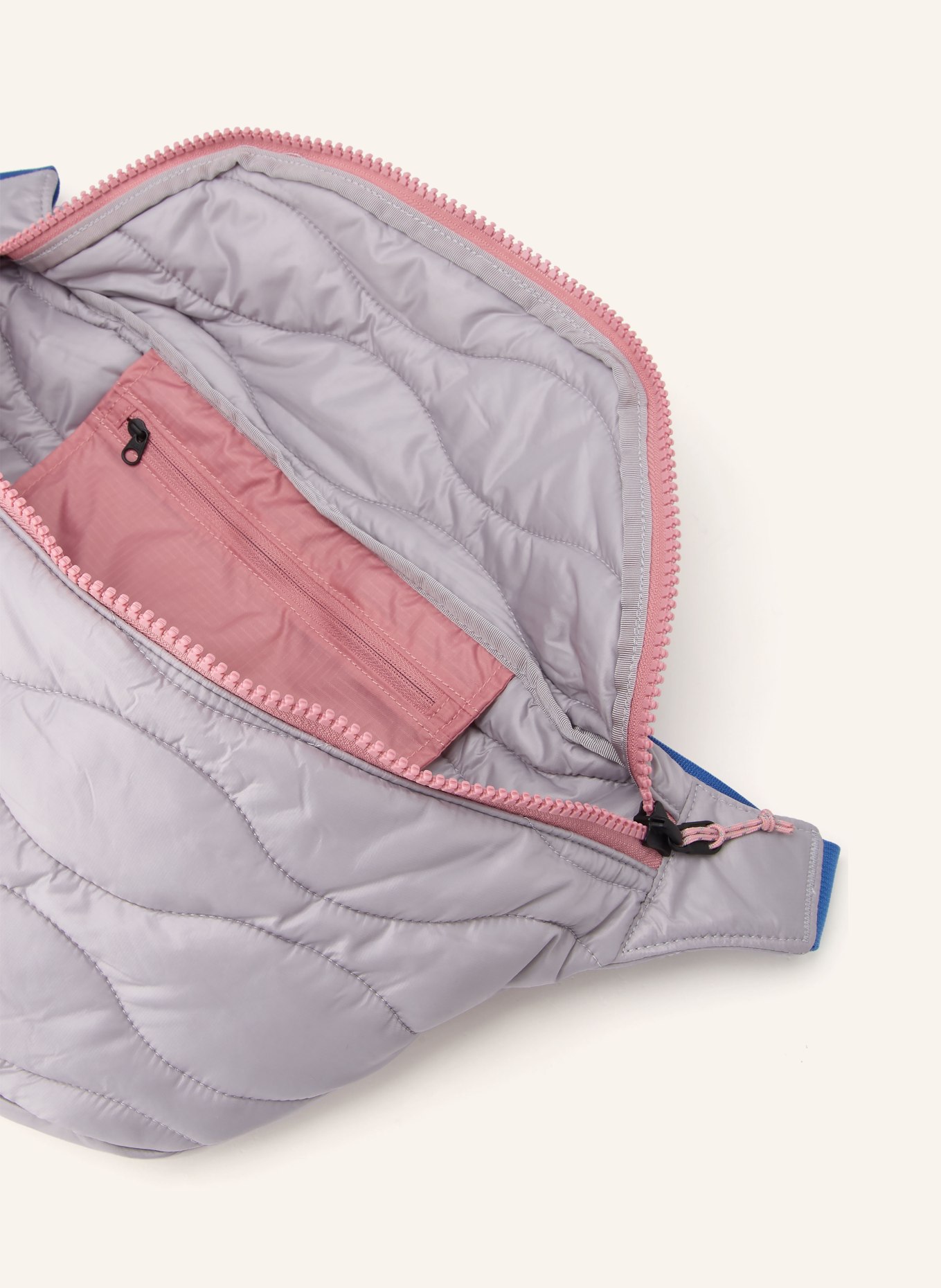 Peak Performance sac banane: ROSE CLAIR / BLEU