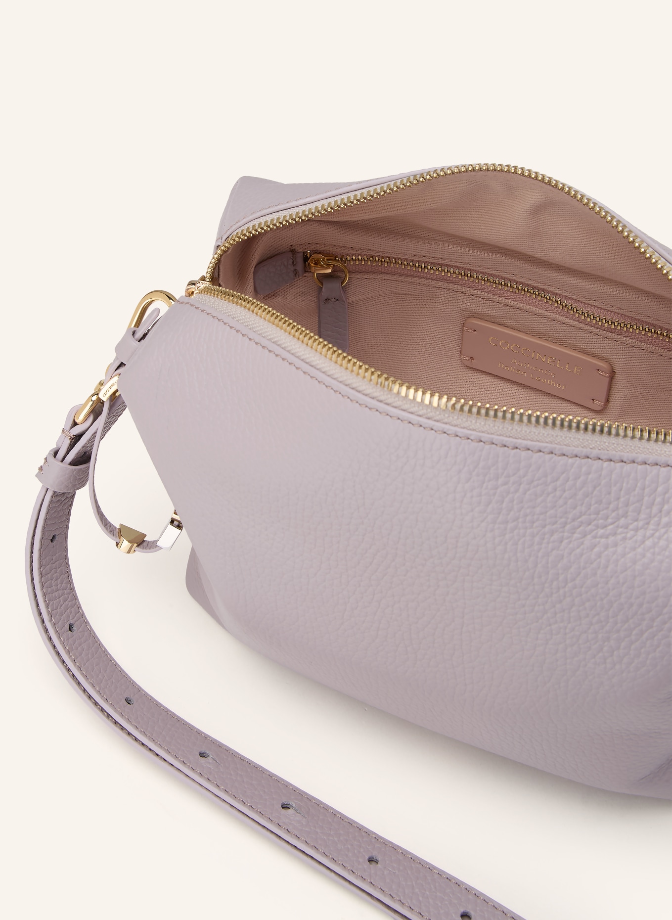 COCCINELLE Torba na ramię NORY: JASNOFIOLETOWY / ZŁOTY